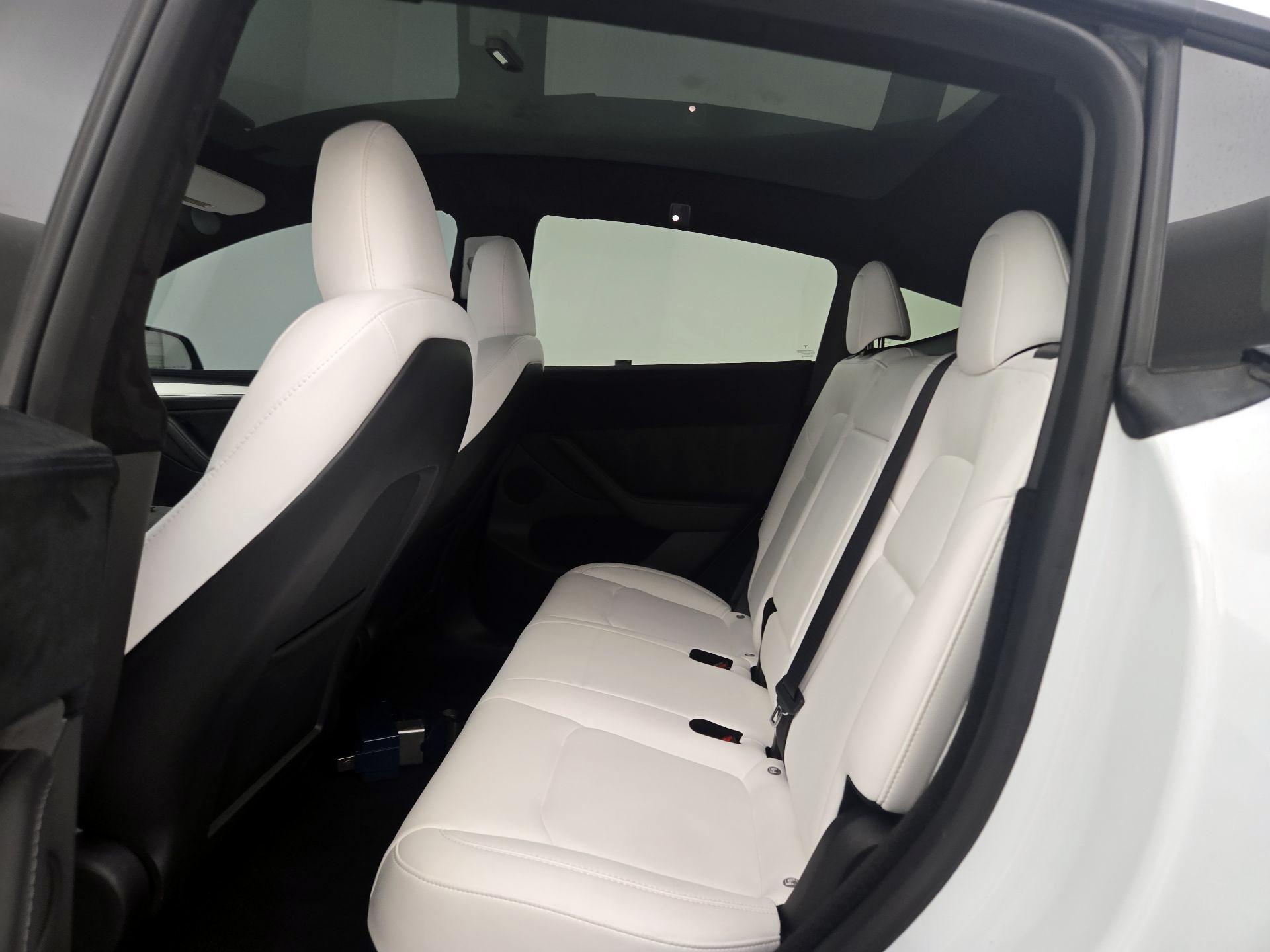 Thumbnail: 2023 Tesla Model Y - 20