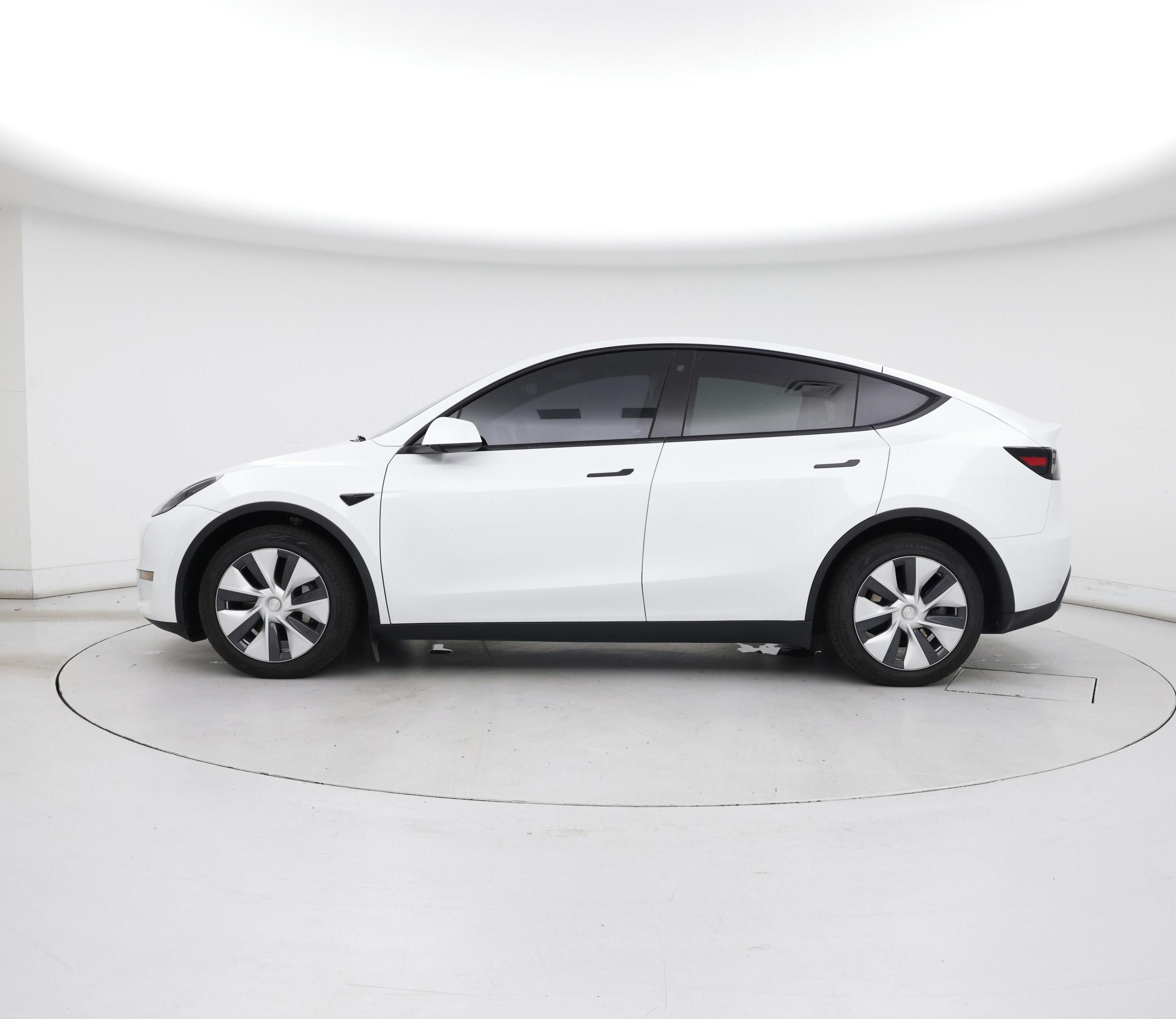 Thumbnail: 2023 Tesla Model Y - 3