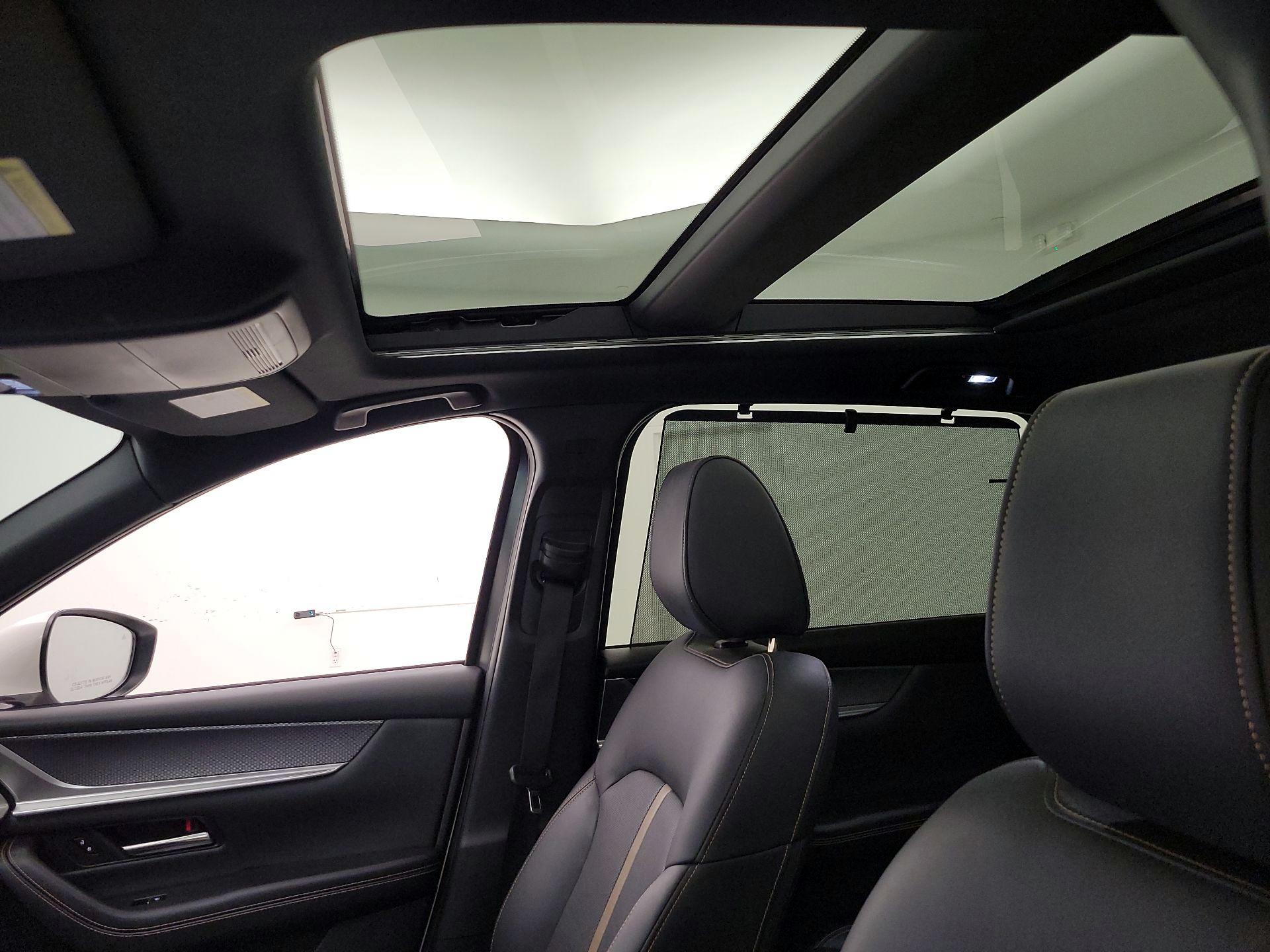 Thumbnail: 2024 Mazda CX-90 - 20