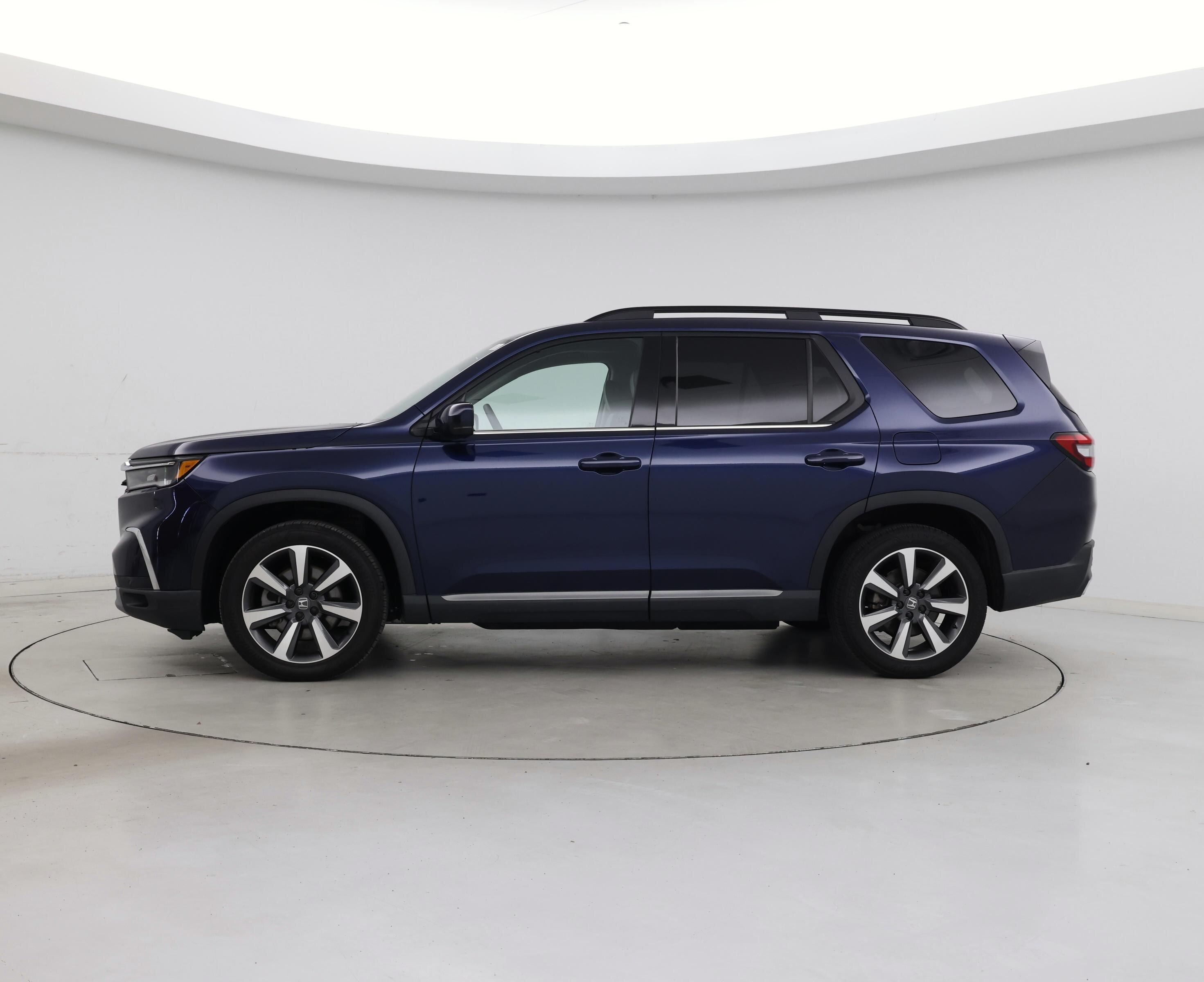 Thumbnail: 2024 Honda Pilot - 3