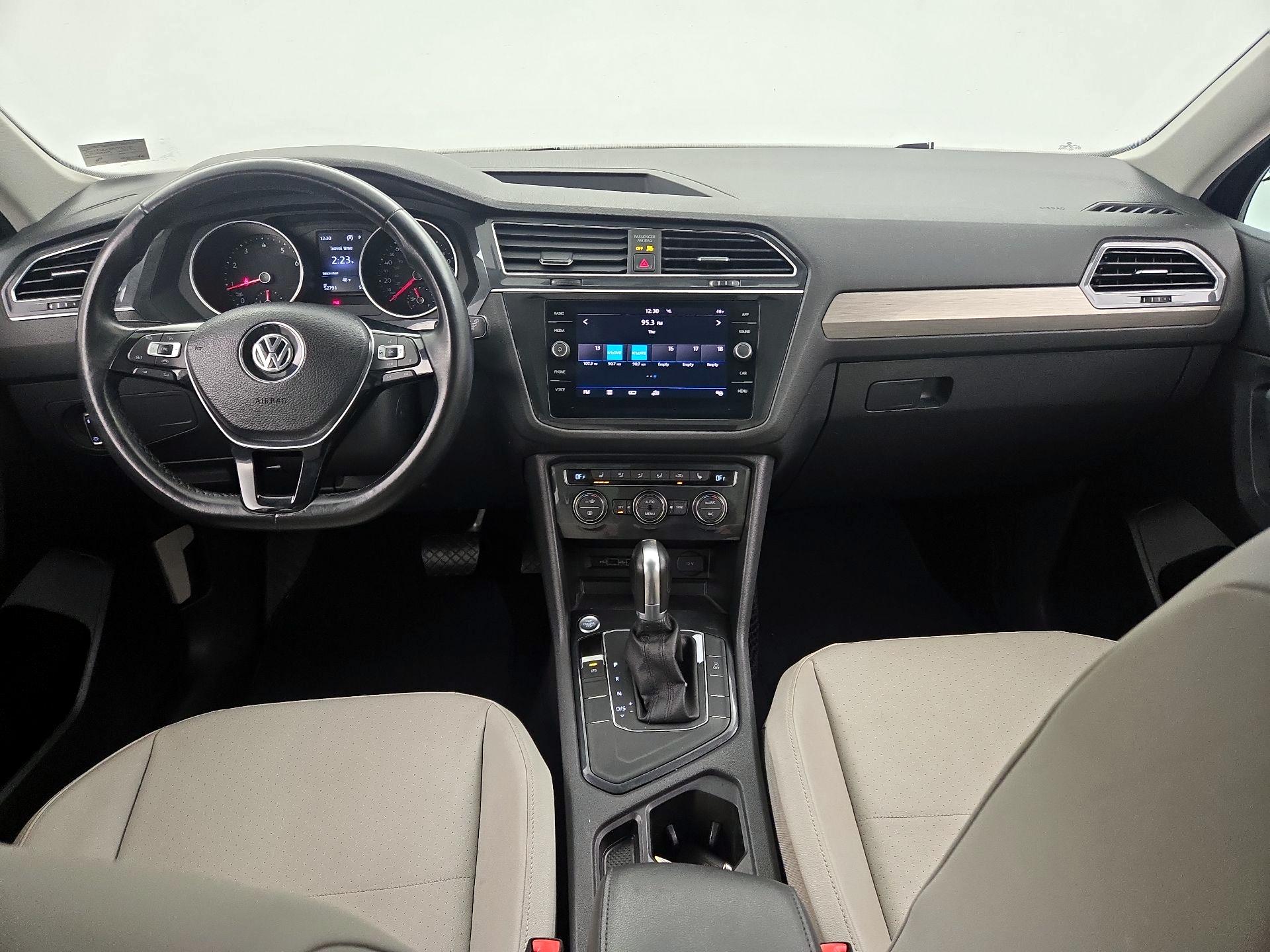 Thumbnail: 2019 Volkswagen Tiguan - 9