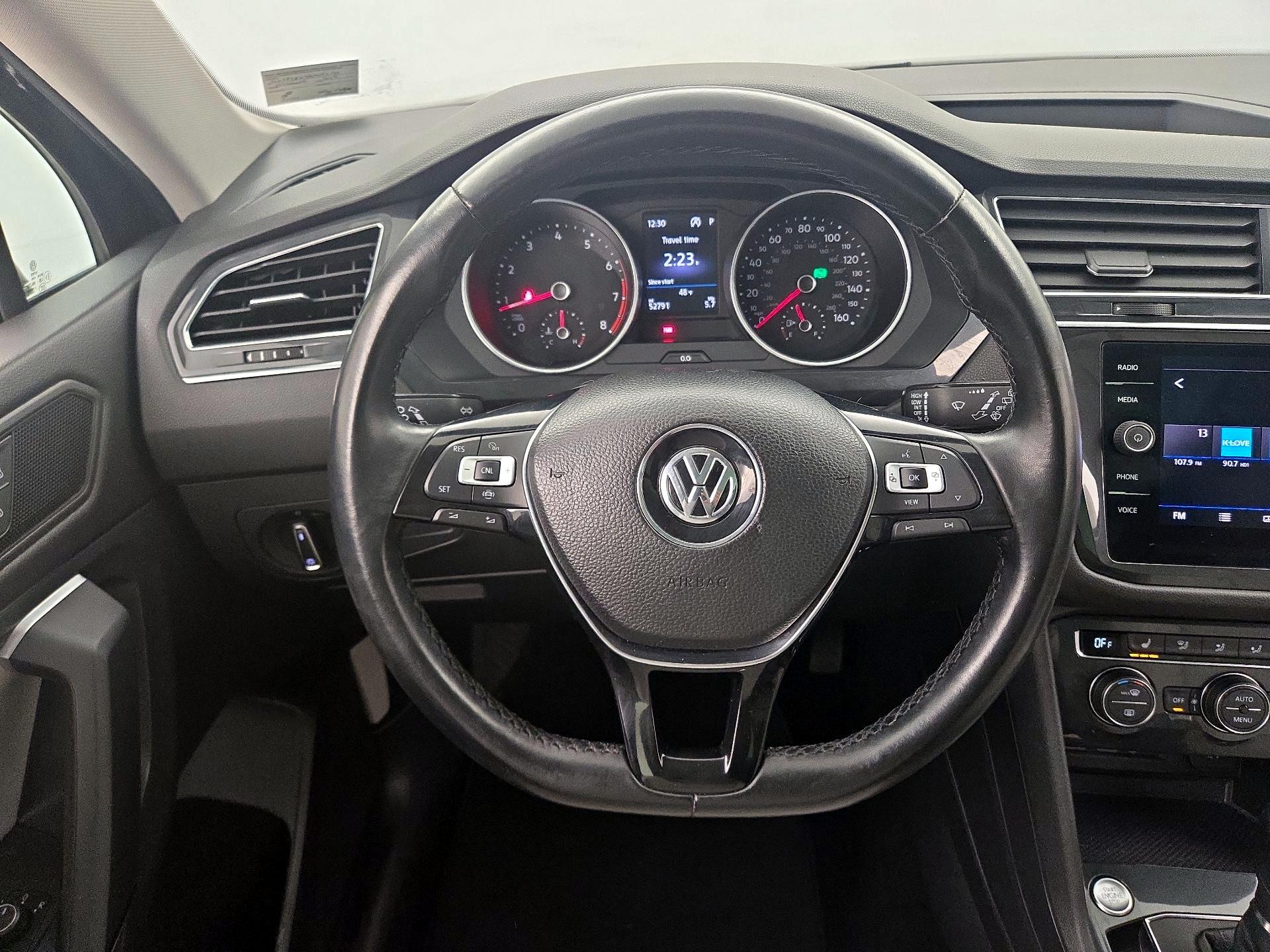 Thumbnail: 2019 Volkswagen Tiguan - 10