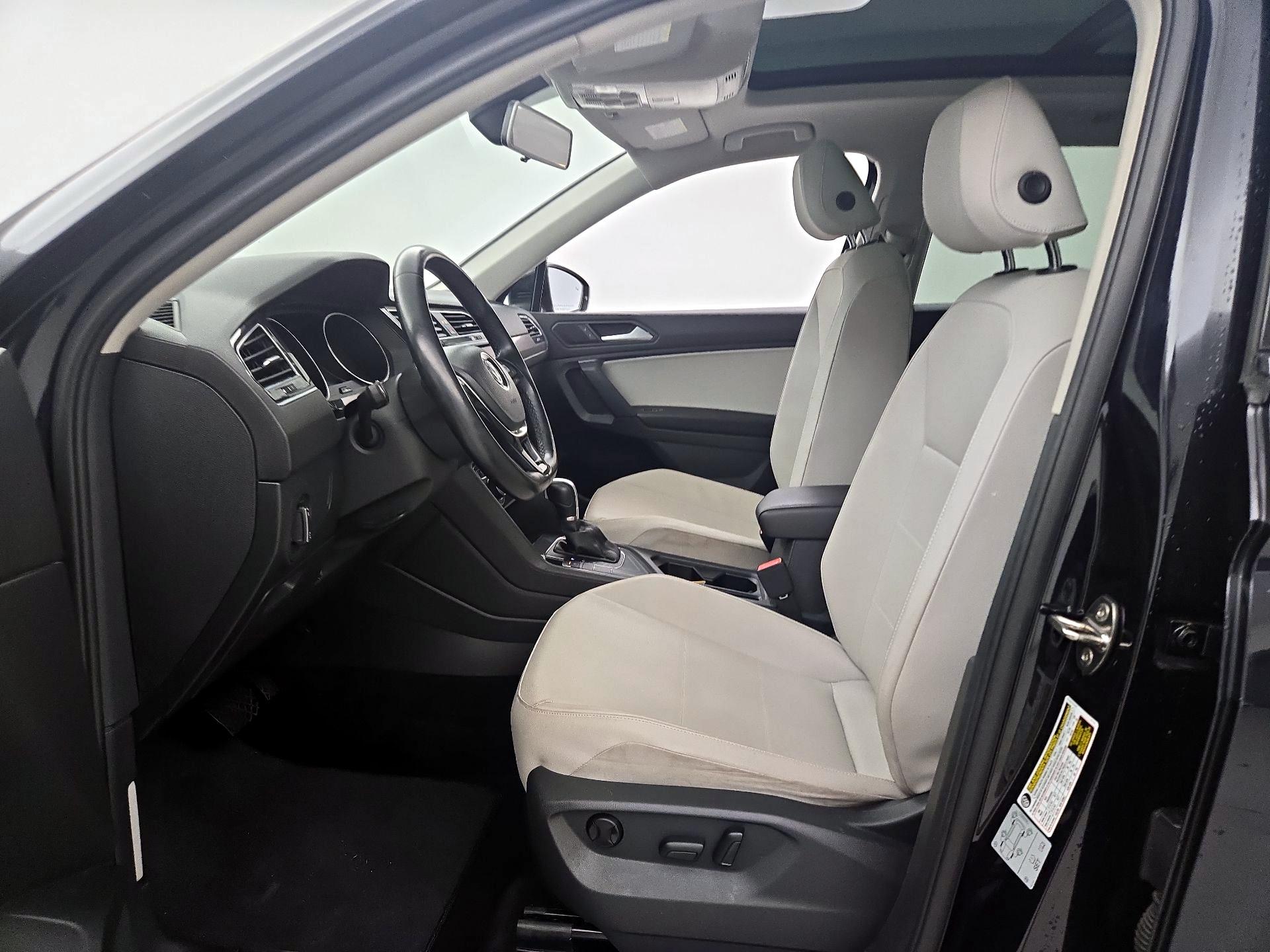 Thumbnail: 2019 Volkswagen Tiguan - 11