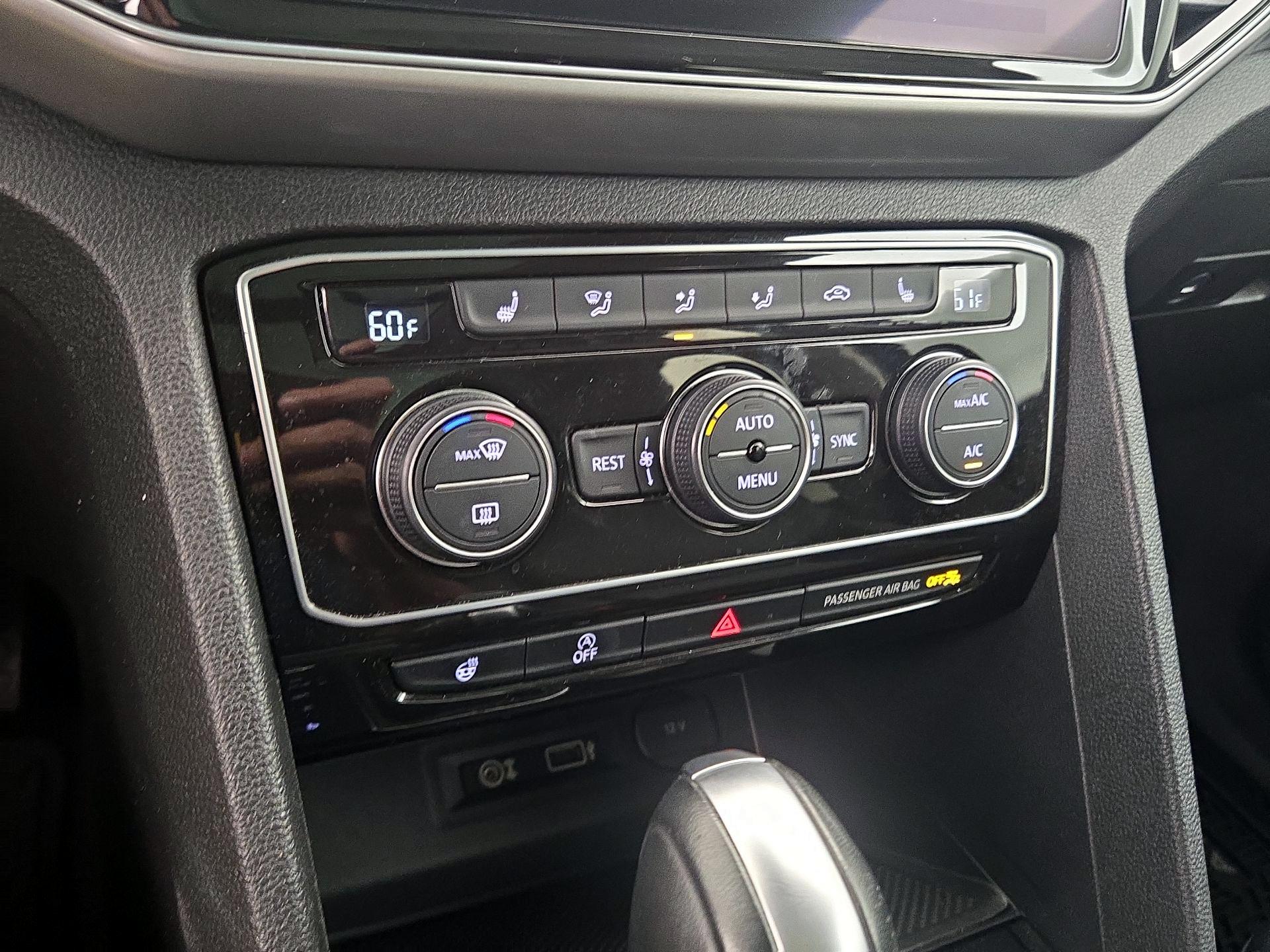 Thumbnail: 2019 Volkswagen Atlas - 17