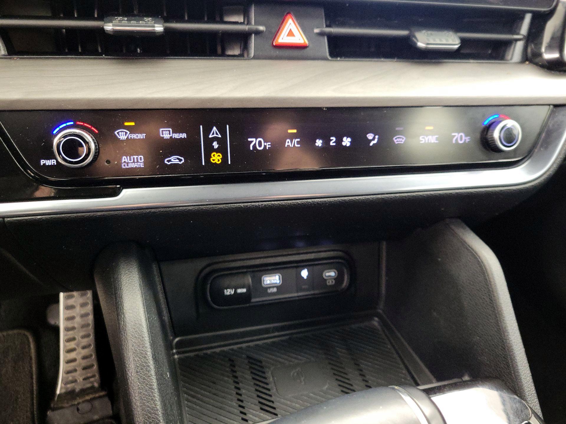 Thumbnail: 2023 Kia Sportage - 17