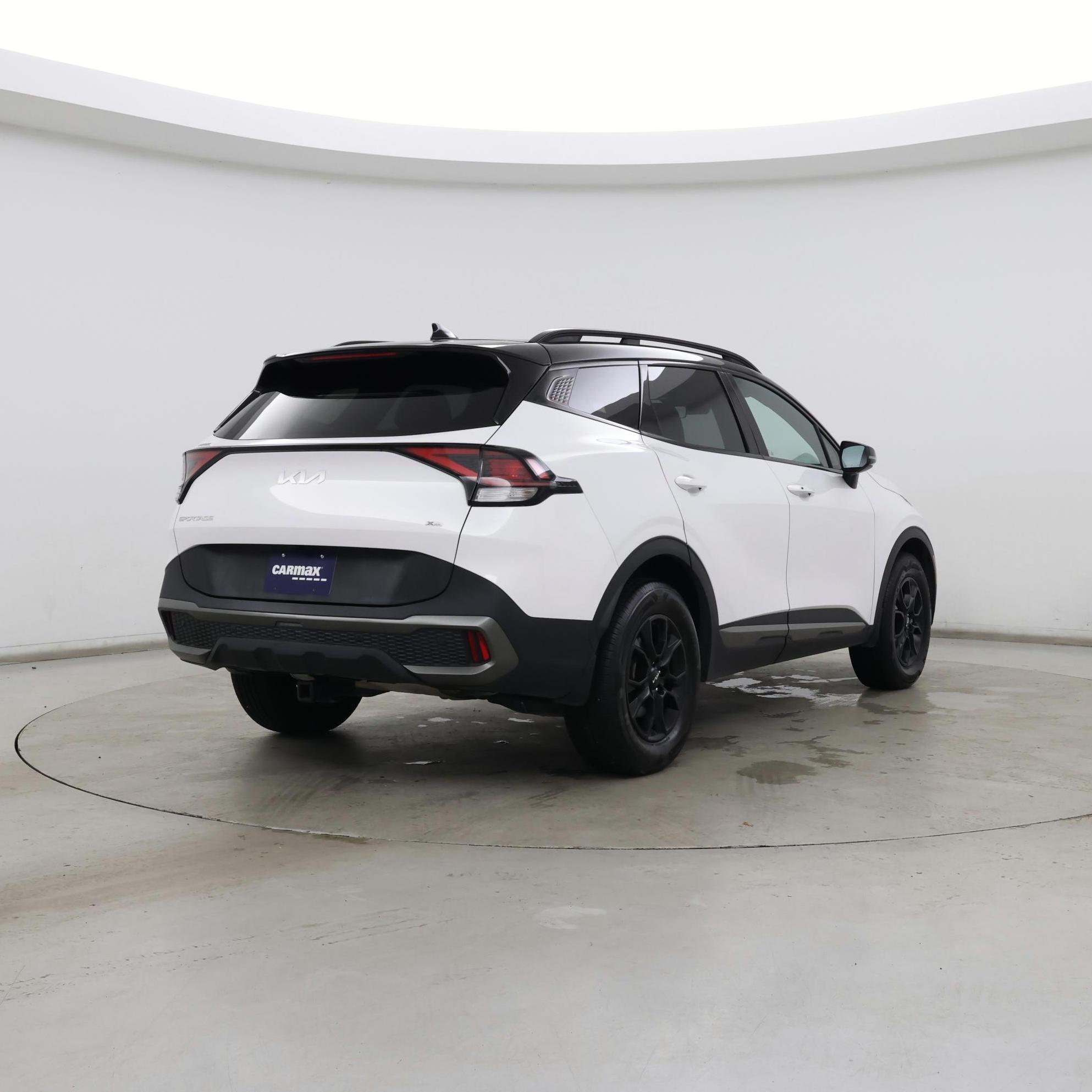 Thumbnail: 2023 Kia Sportage - 8