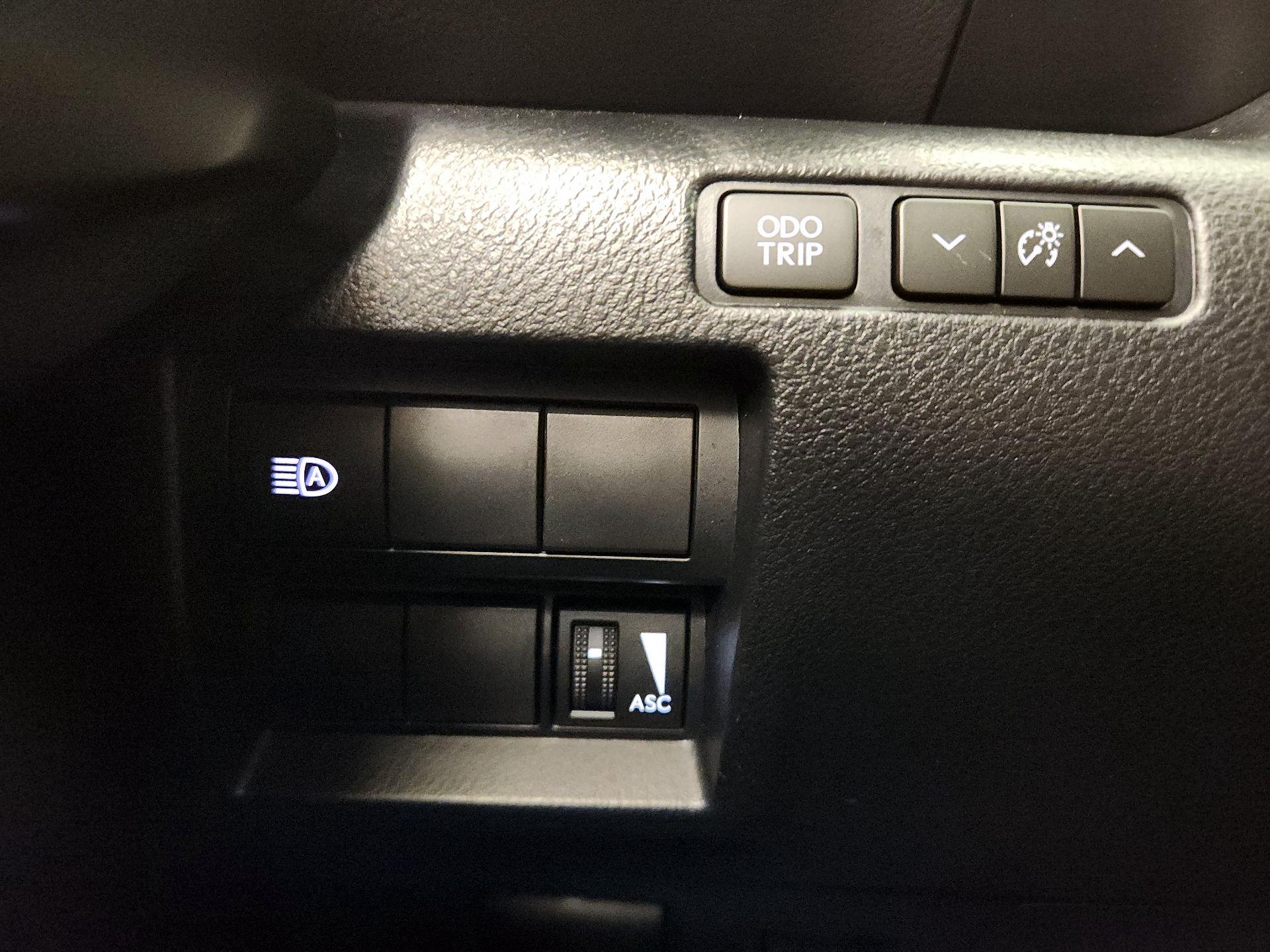 Thumbnail: 2023 Lexus IS - 13