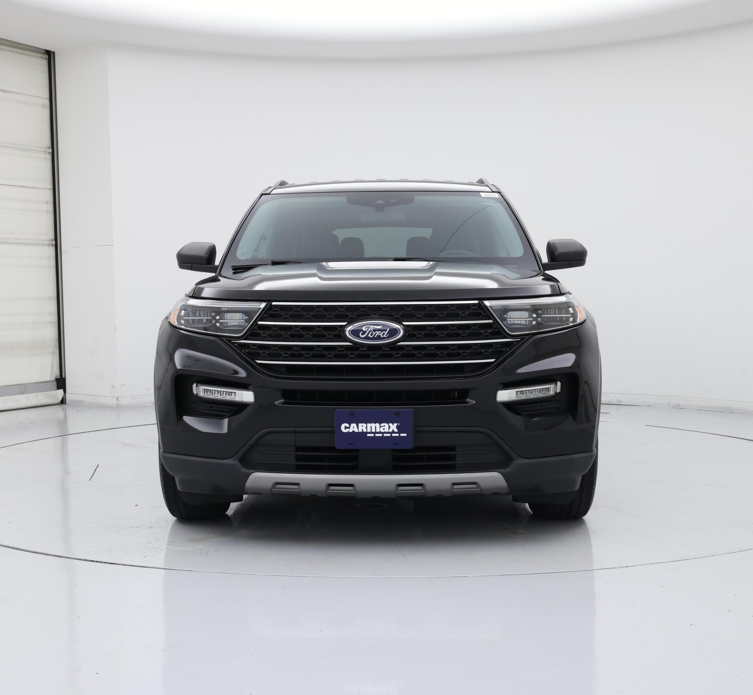 Thumbnail: 2022 Ford Explorer - 5