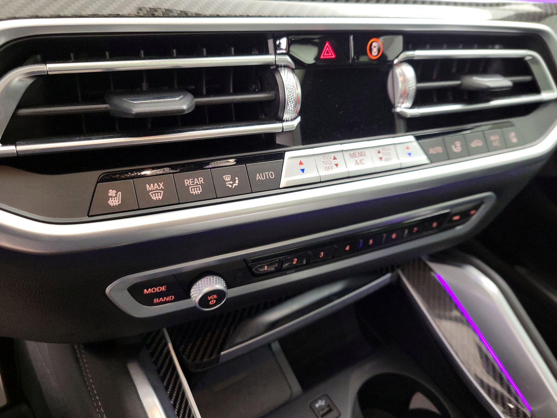 Thumbnail: 2023 BMW X6 - 17