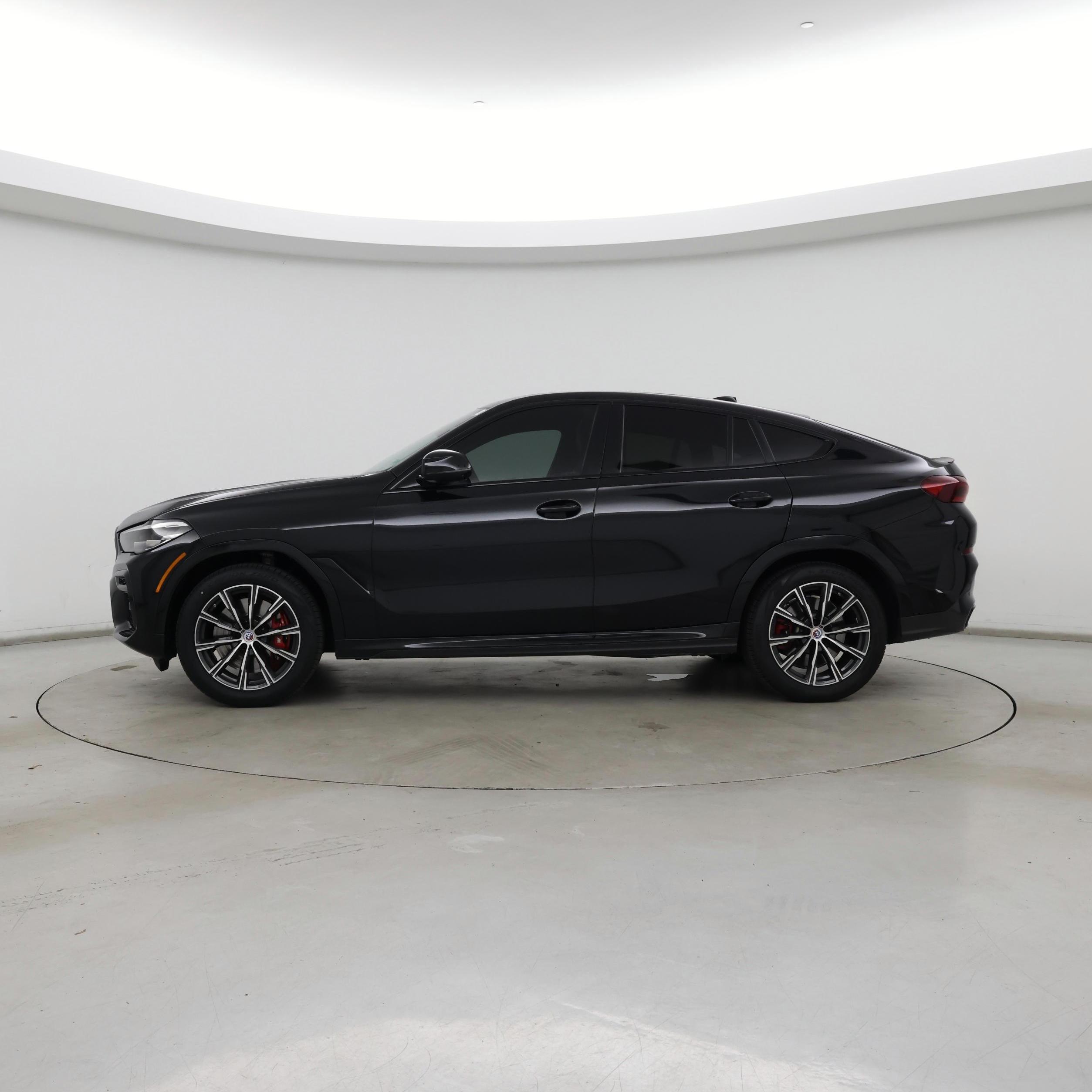 Thumbnail: 2023 BMW X6 - 3