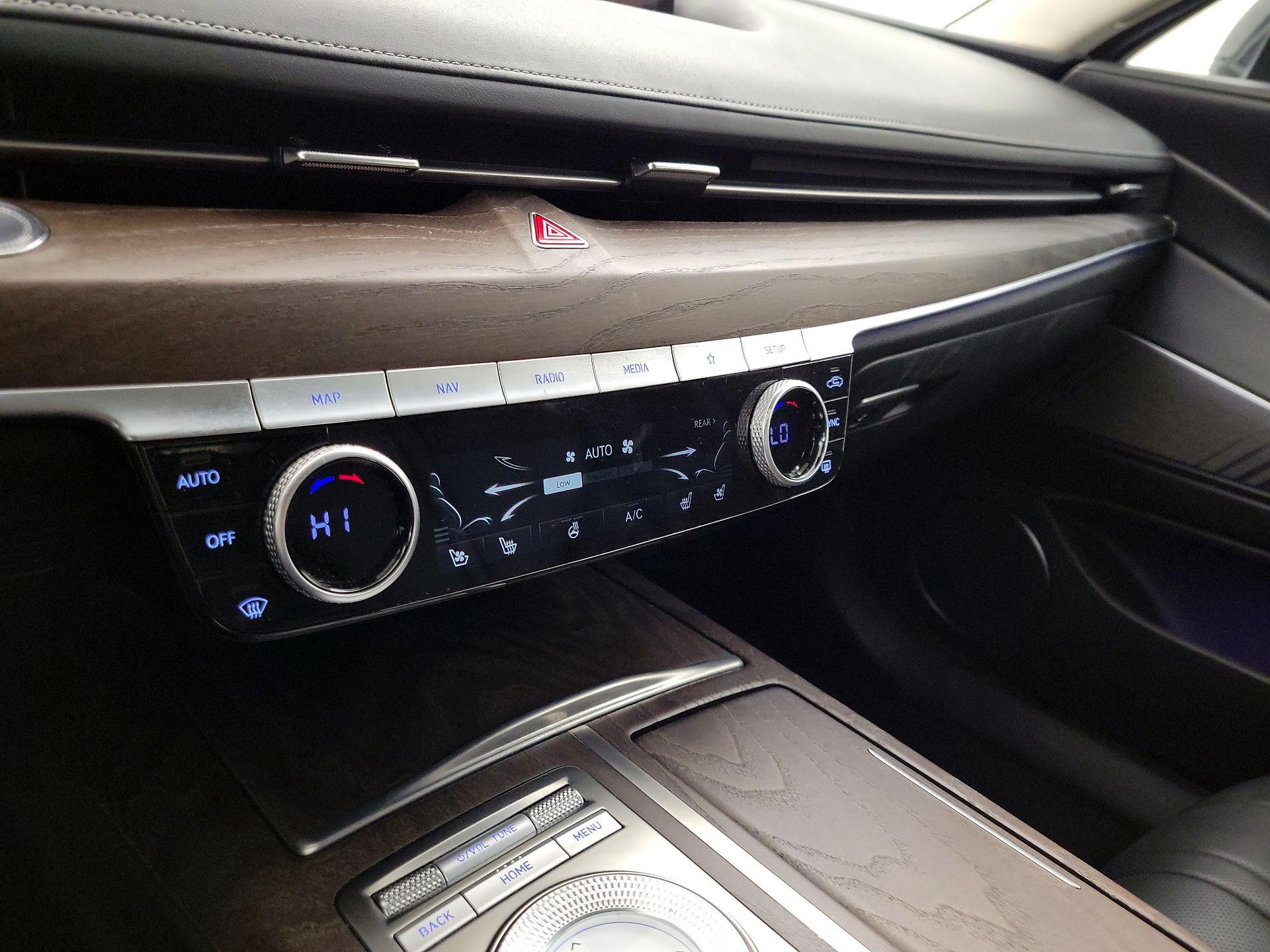 Thumbnail: 2021 Genesis G80 - 17