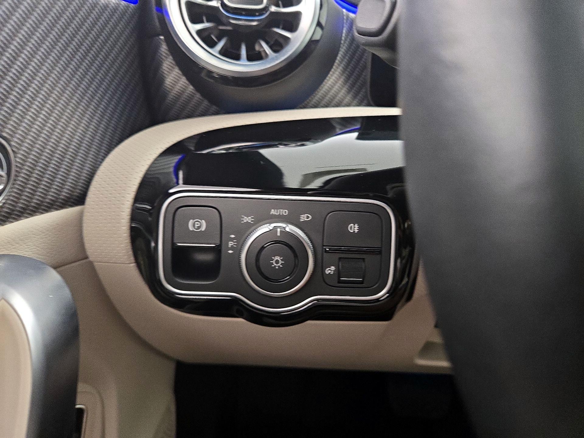 Thumbnail: 2025 Mercedes-Benz CLA - 13