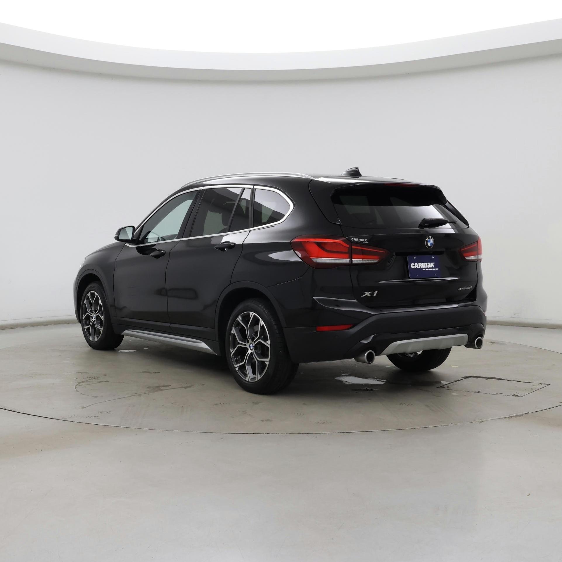Thumbnail: 2022 BMW X1 - 2