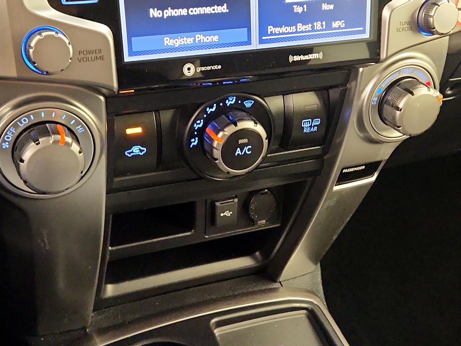 Thumbnail: 2024 Toyota 4Runner - 17