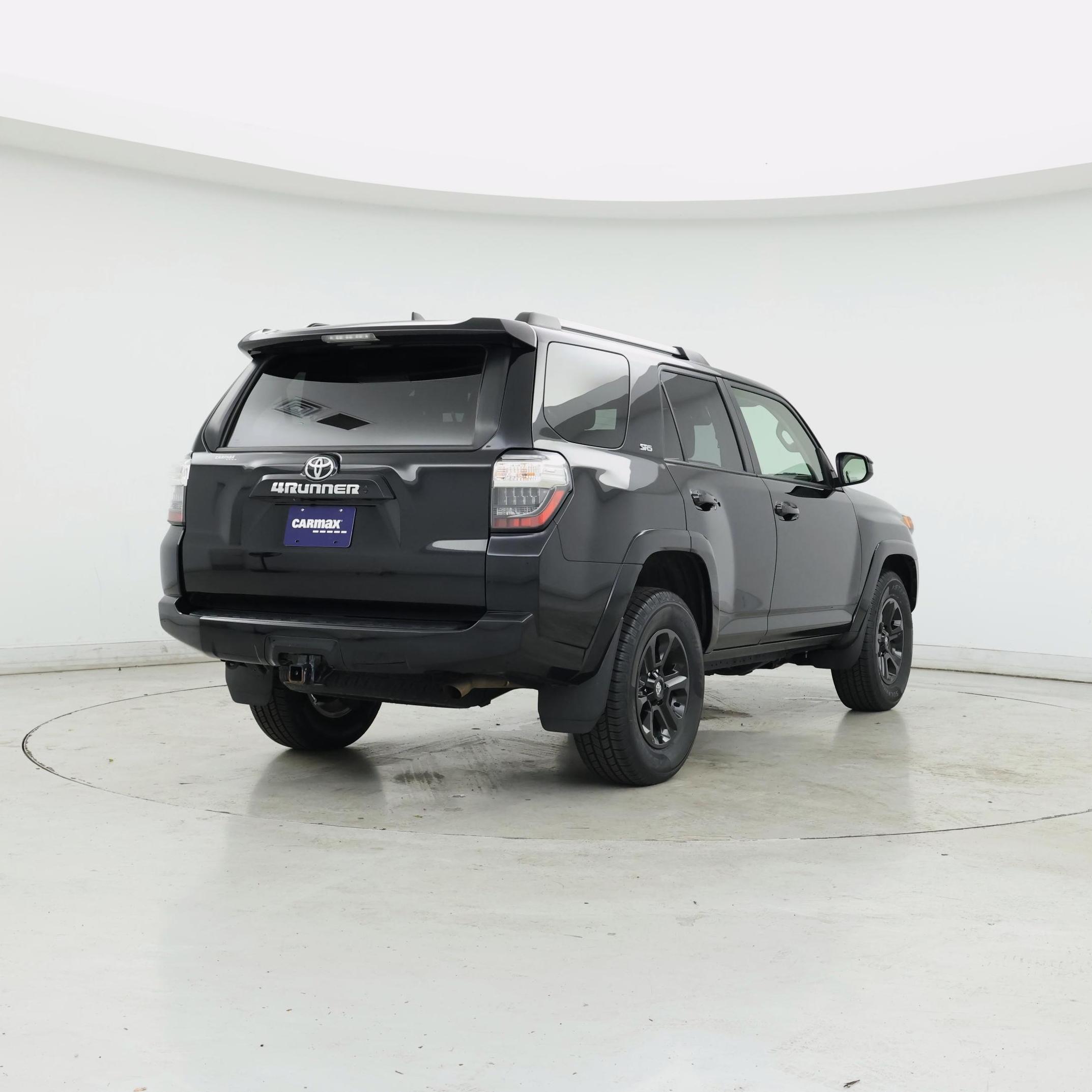 Thumbnail: 2024 Toyota 4Runner - 8