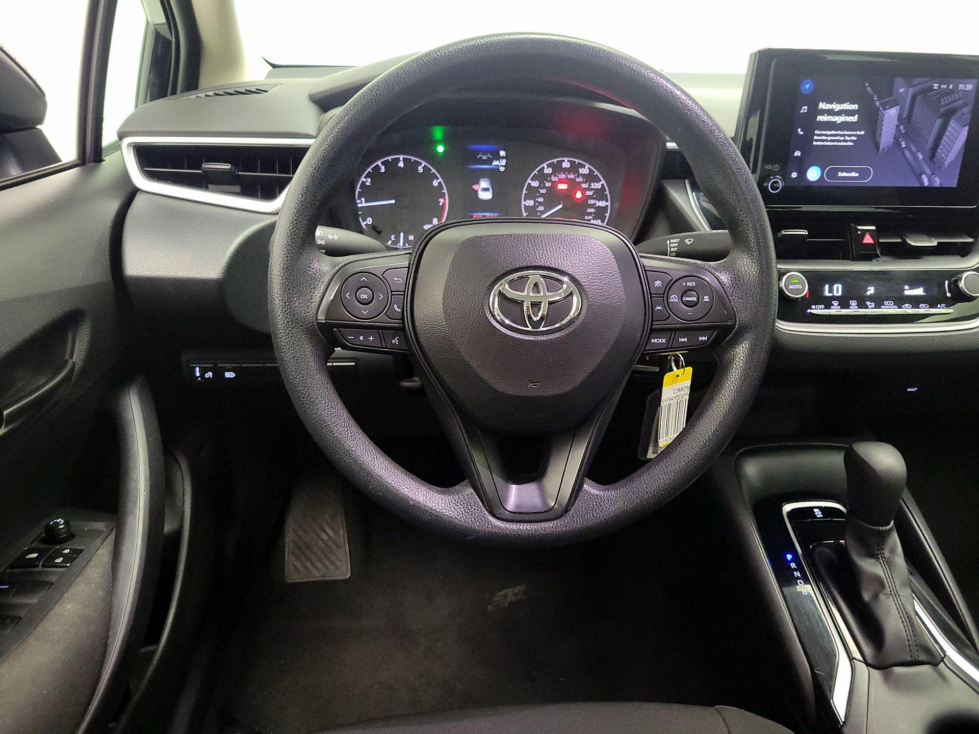 Thumbnail: 2023 Toyota Corolla - 10
