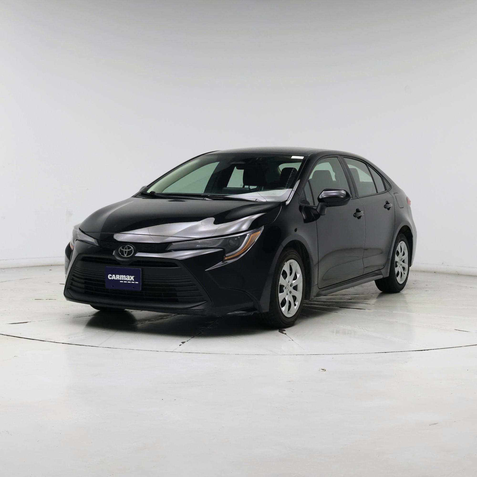 Thumbnail: 2023 Toyota Corolla - 4