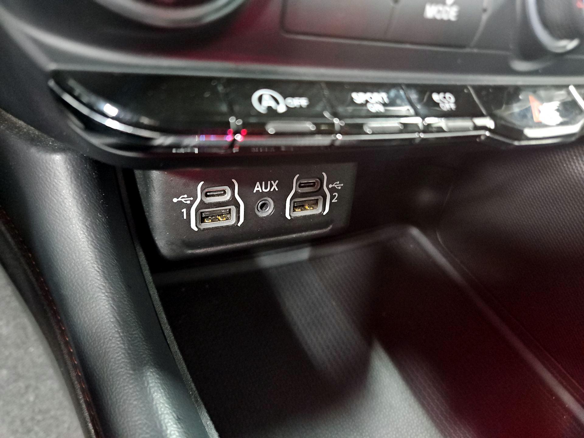 Thumbnail: 2023 Dodge Durango - 19
