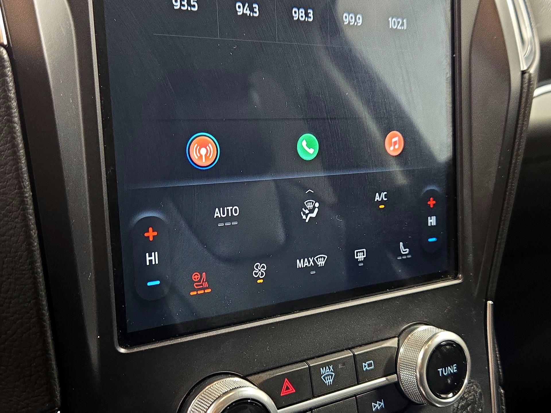 Thumbnail: 2022 Ford Edge - 16