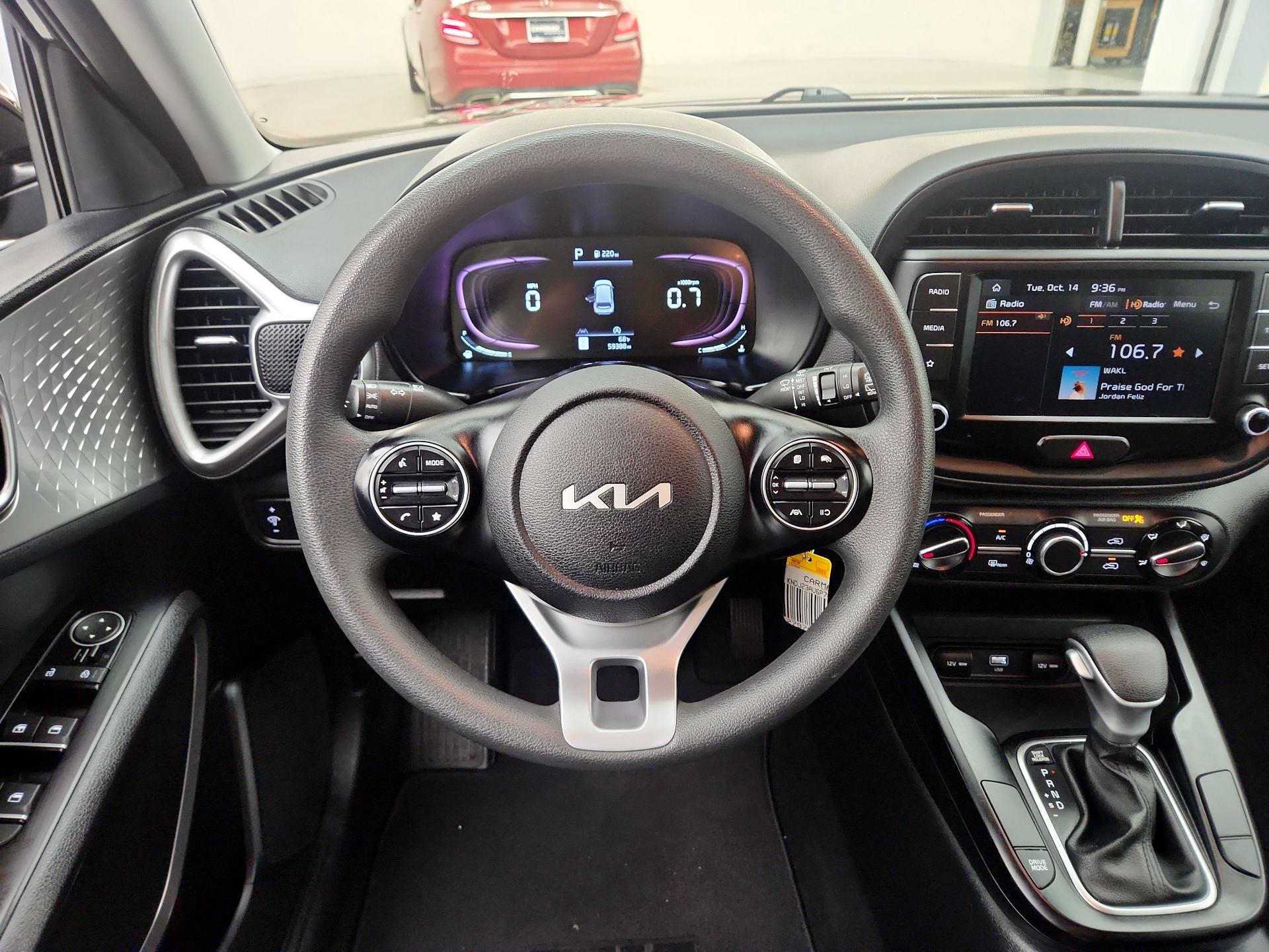 Thumbnail: 2023 Kia Soul - 10