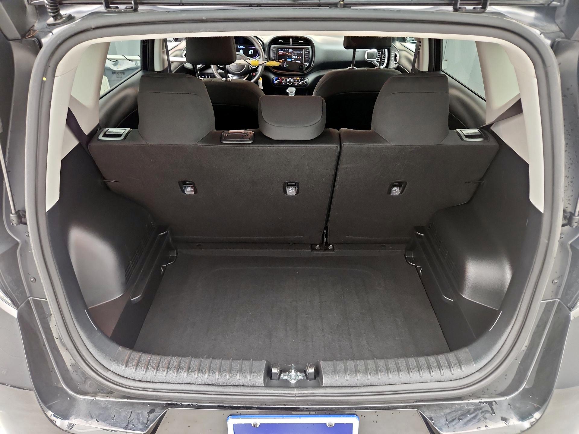 Thumbnail: 2023 Kia Soul - 20