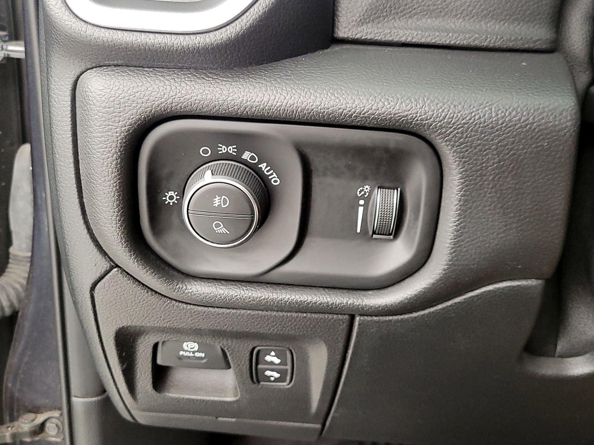 Thumbnail: 2021 RAM 1500 - 13