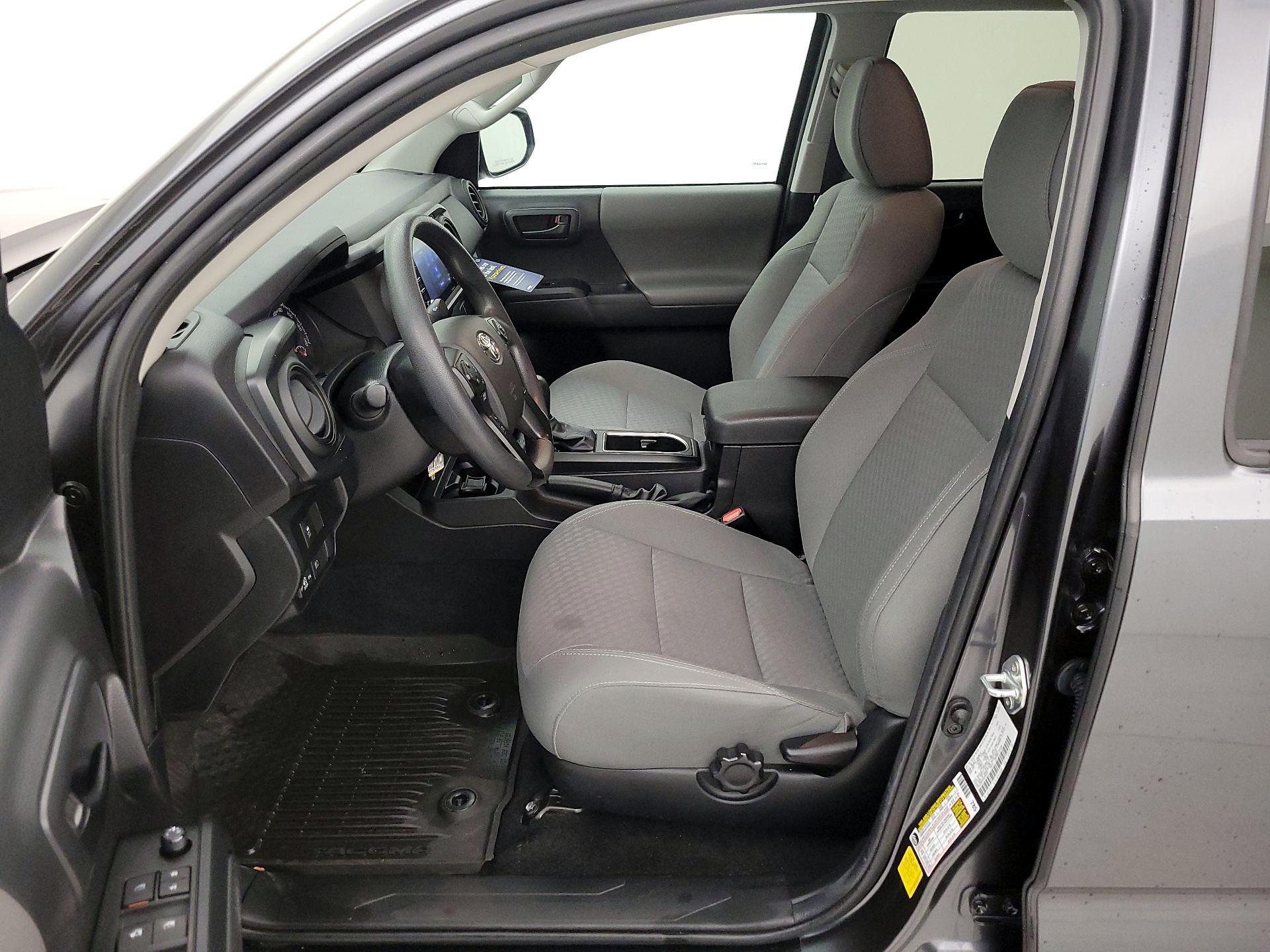 Thumbnail: 2022 Toyota Tacoma - 11