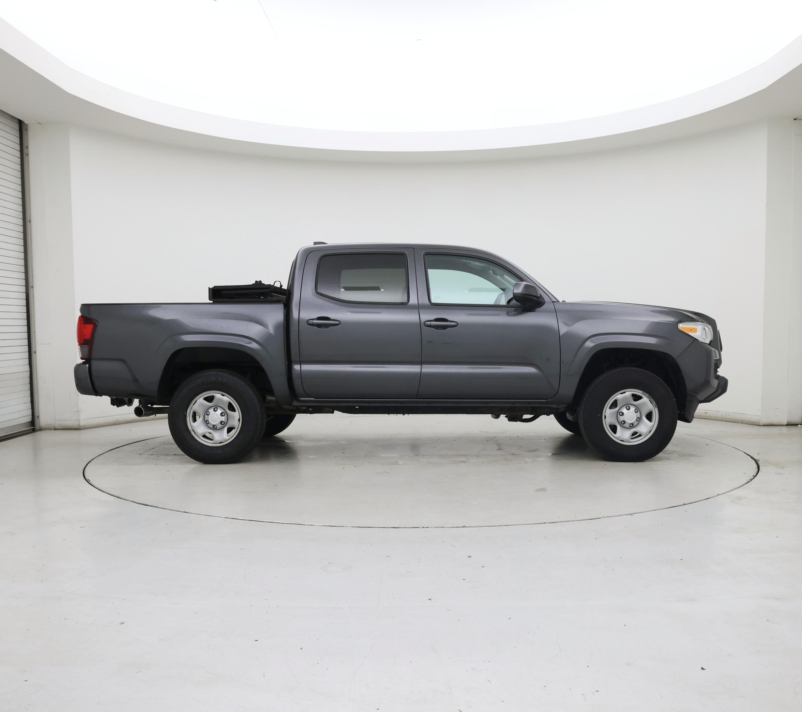 Thumbnail: 2022 Toyota Tacoma - 7