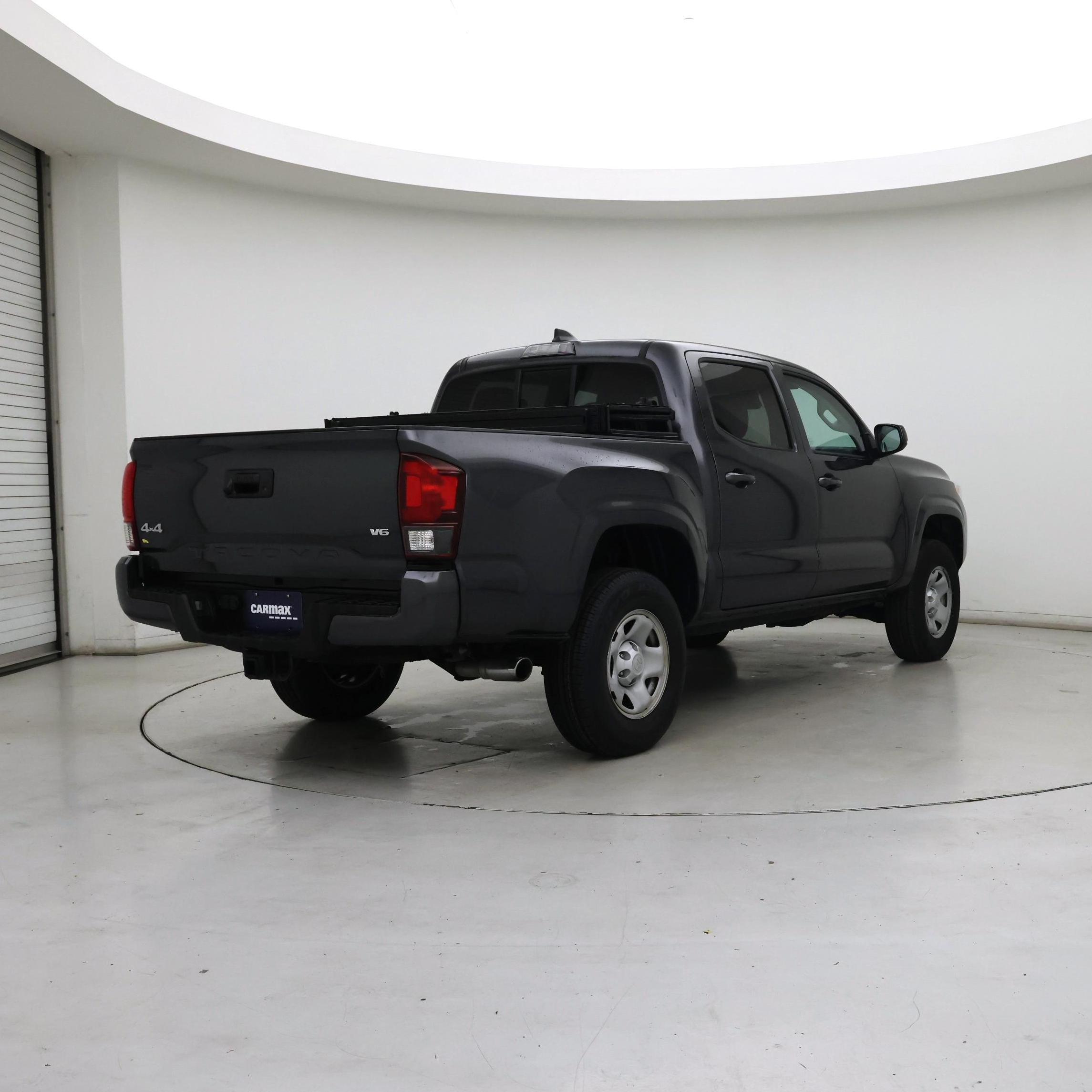 Thumbnail: 2022 Toyota Tacoma - 8