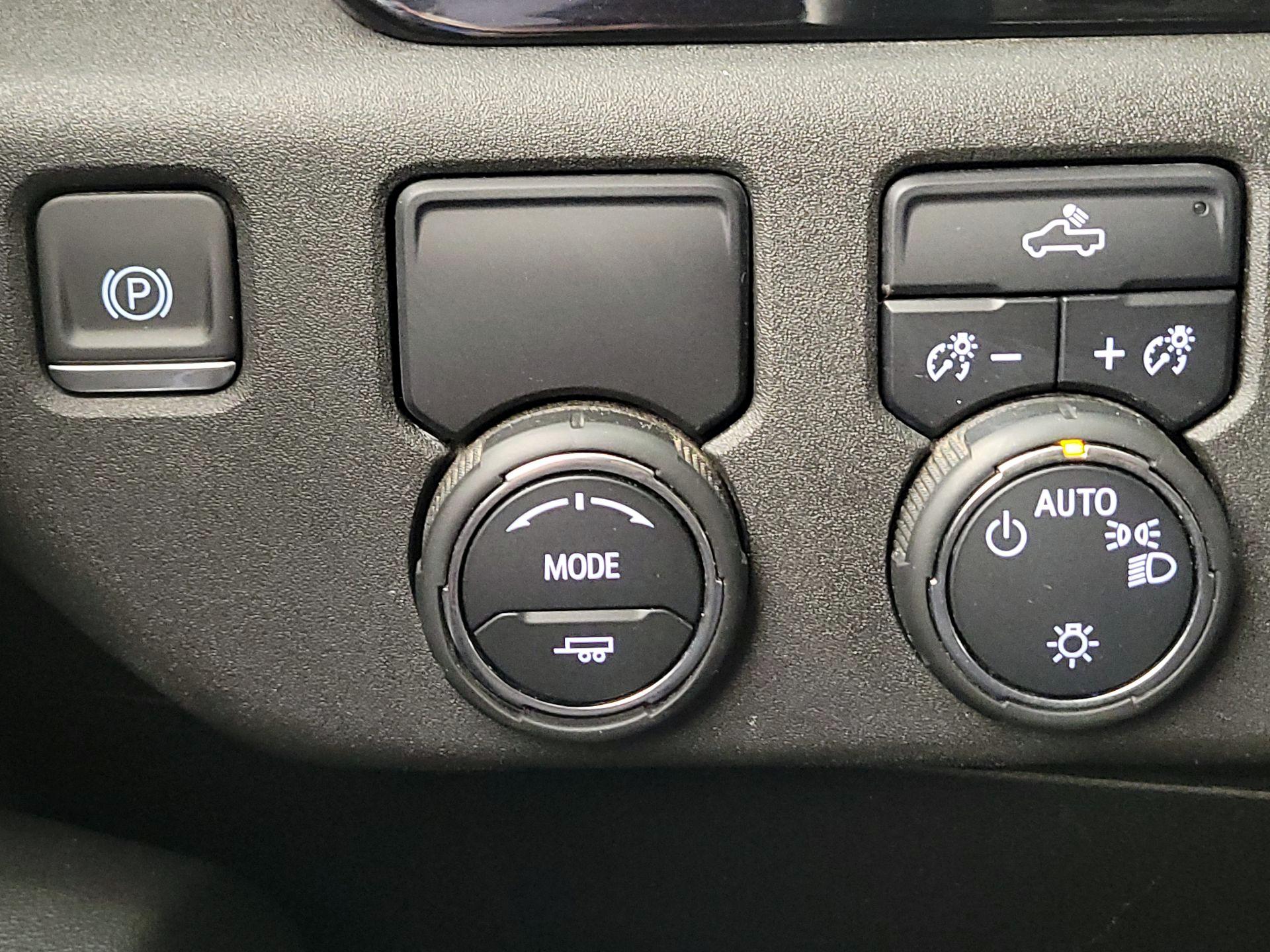 Thumbnail: 2022 Chevrolet Silverado 1500 - 13