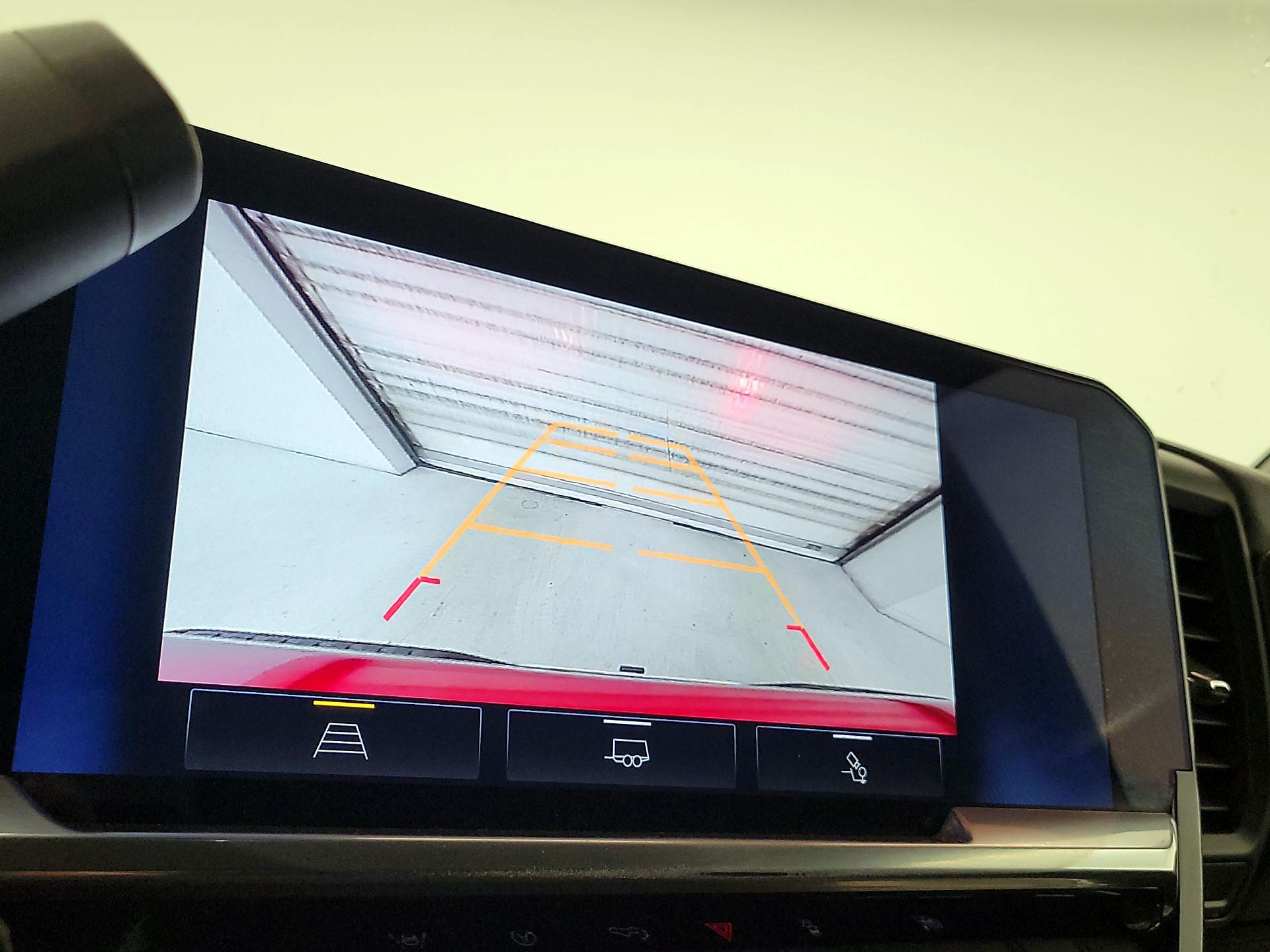 Thumbnail: 2022 Chevrolet Silverado 1500 - 14