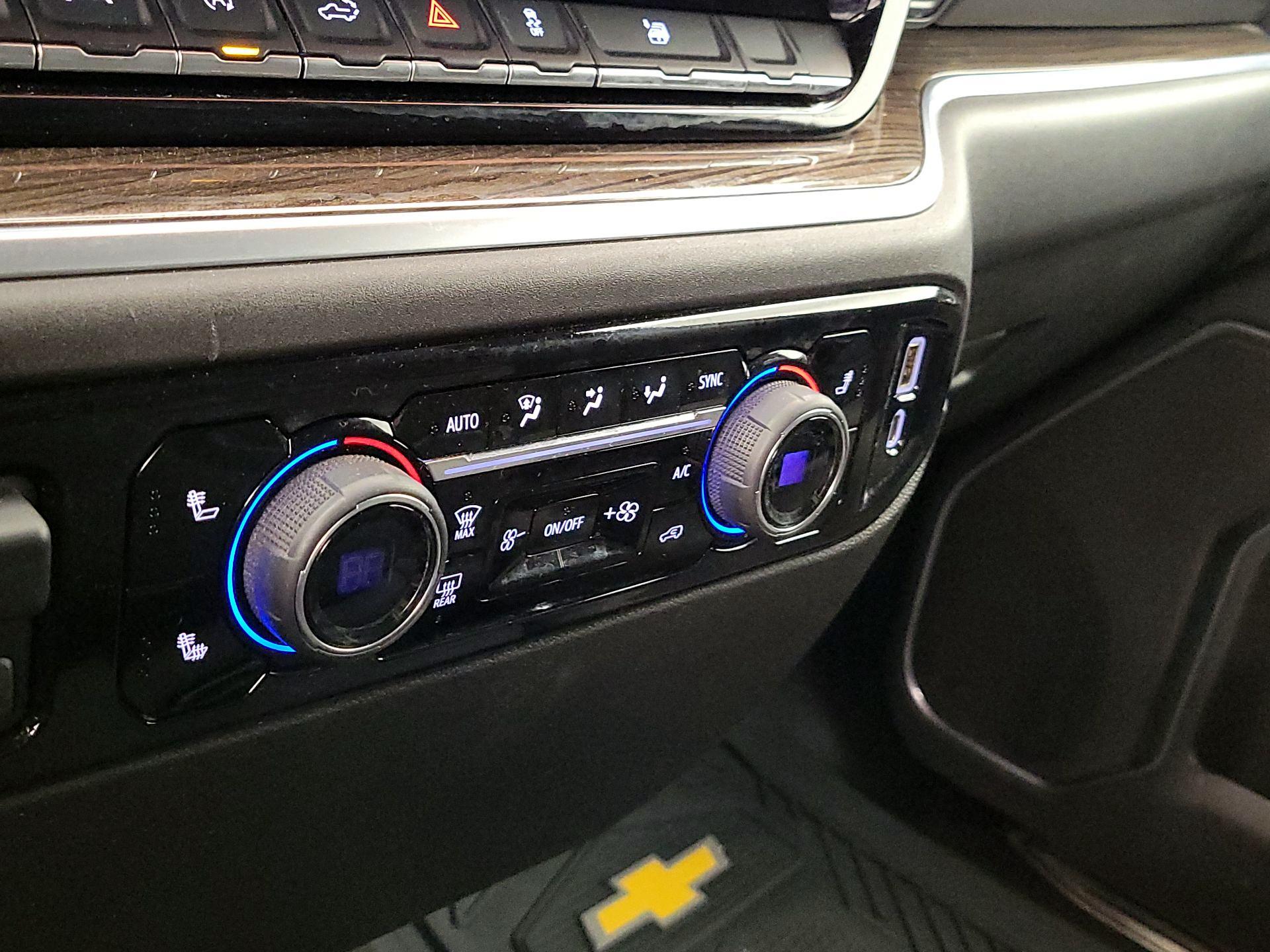 Thumbnail: 2022 Chevrolet Silverado 1500 - 16