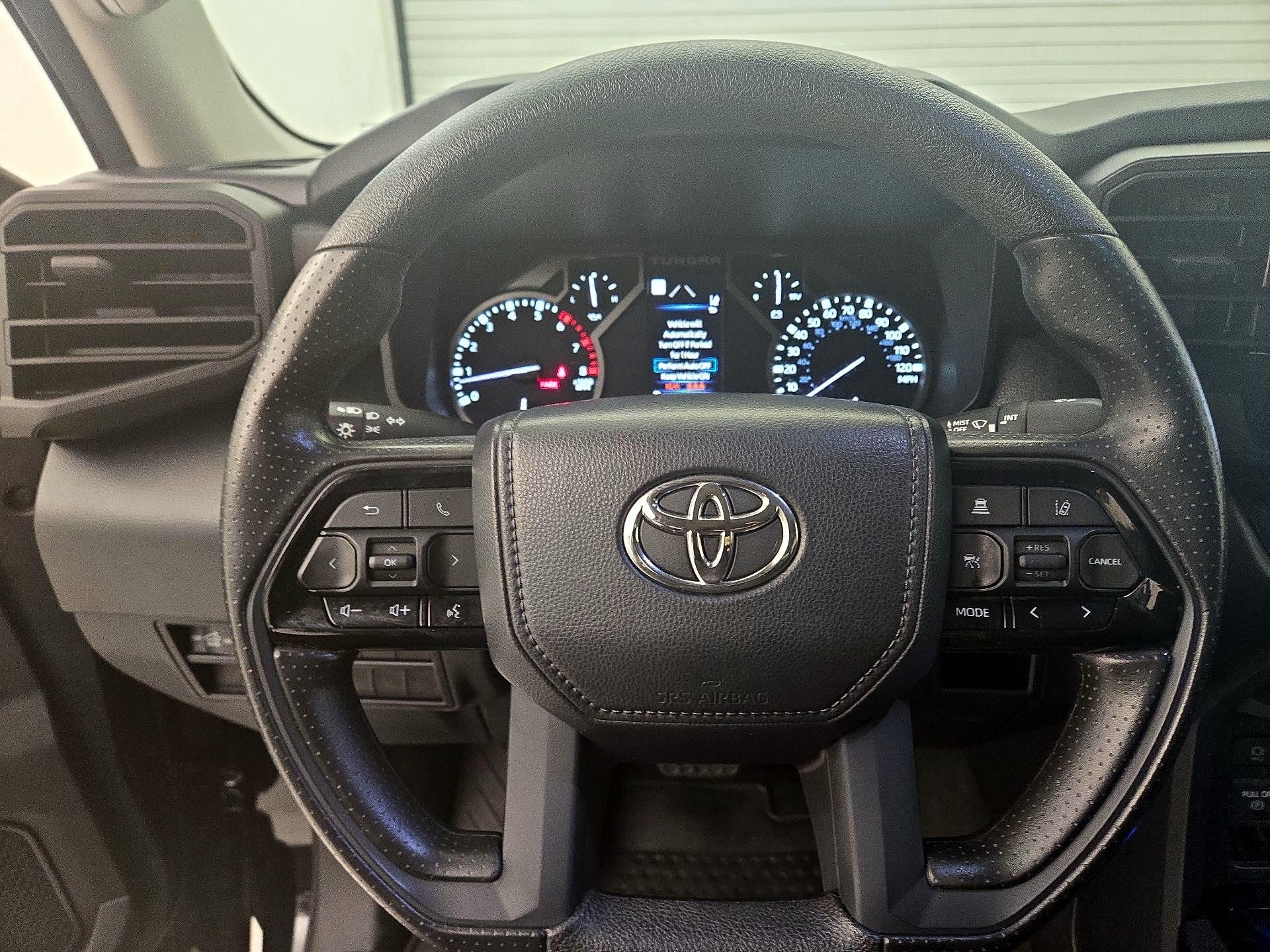 Thumbnail: 2022 Toyota Tundra - 10