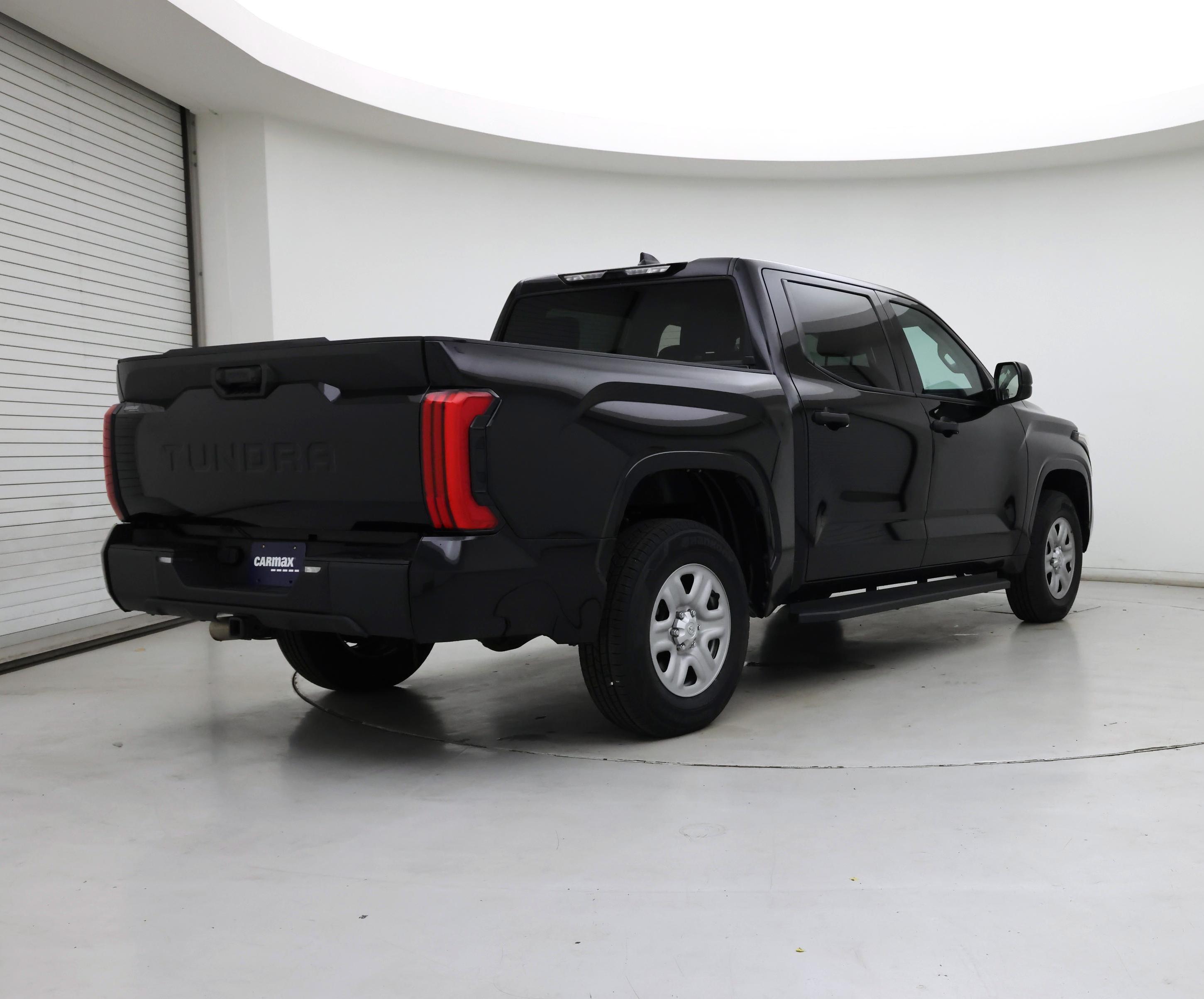 Thumbnail: 2022 Toyota Tundra - 8