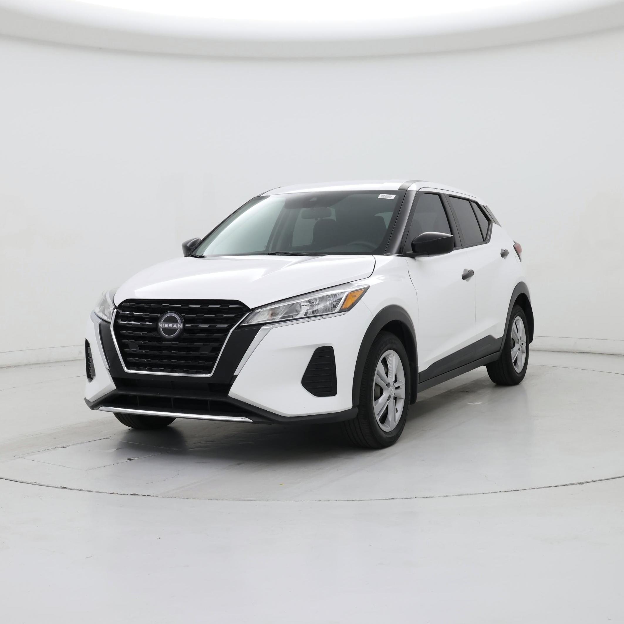 Thumbnail: 2023 Nissan Kicks - 4