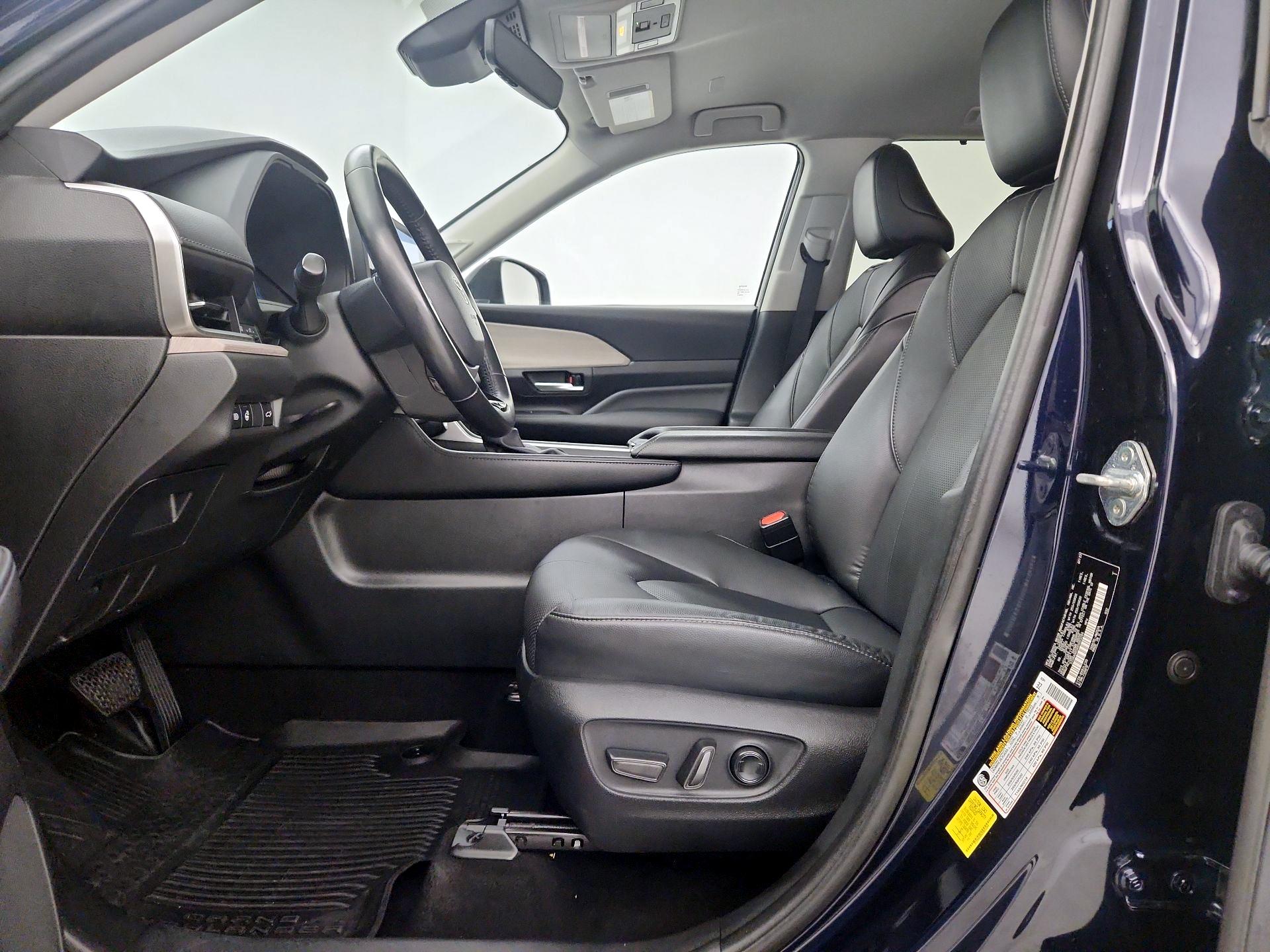 Thumbnail: 2024 Toyota Grand Highlander - 11