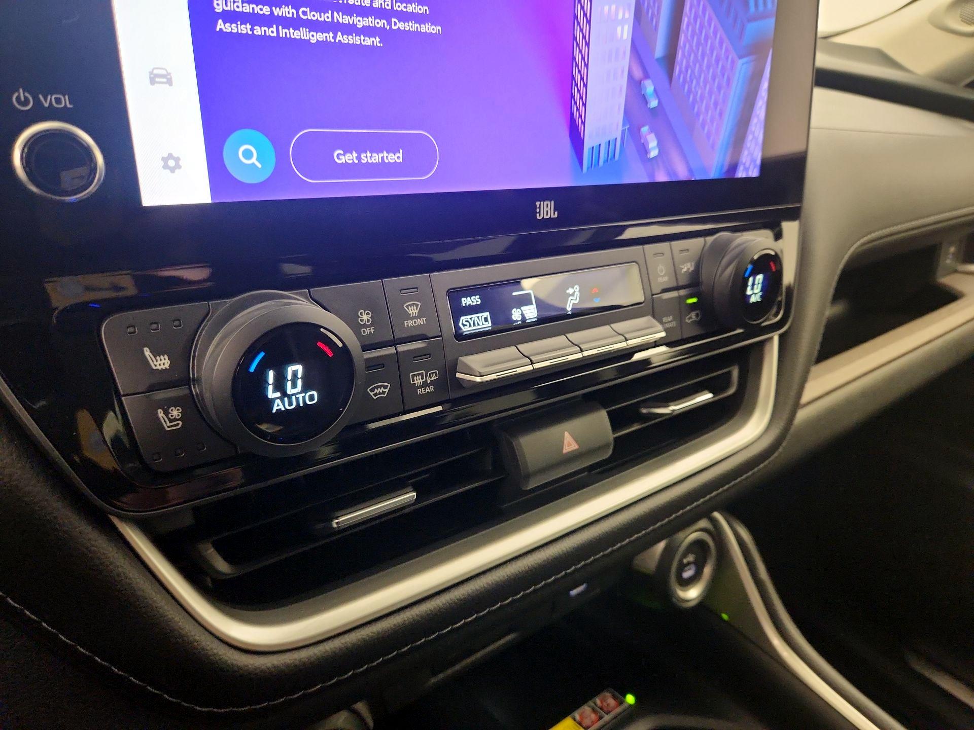 Thumbnail: 2024 Toyota Grand Highlander - 16