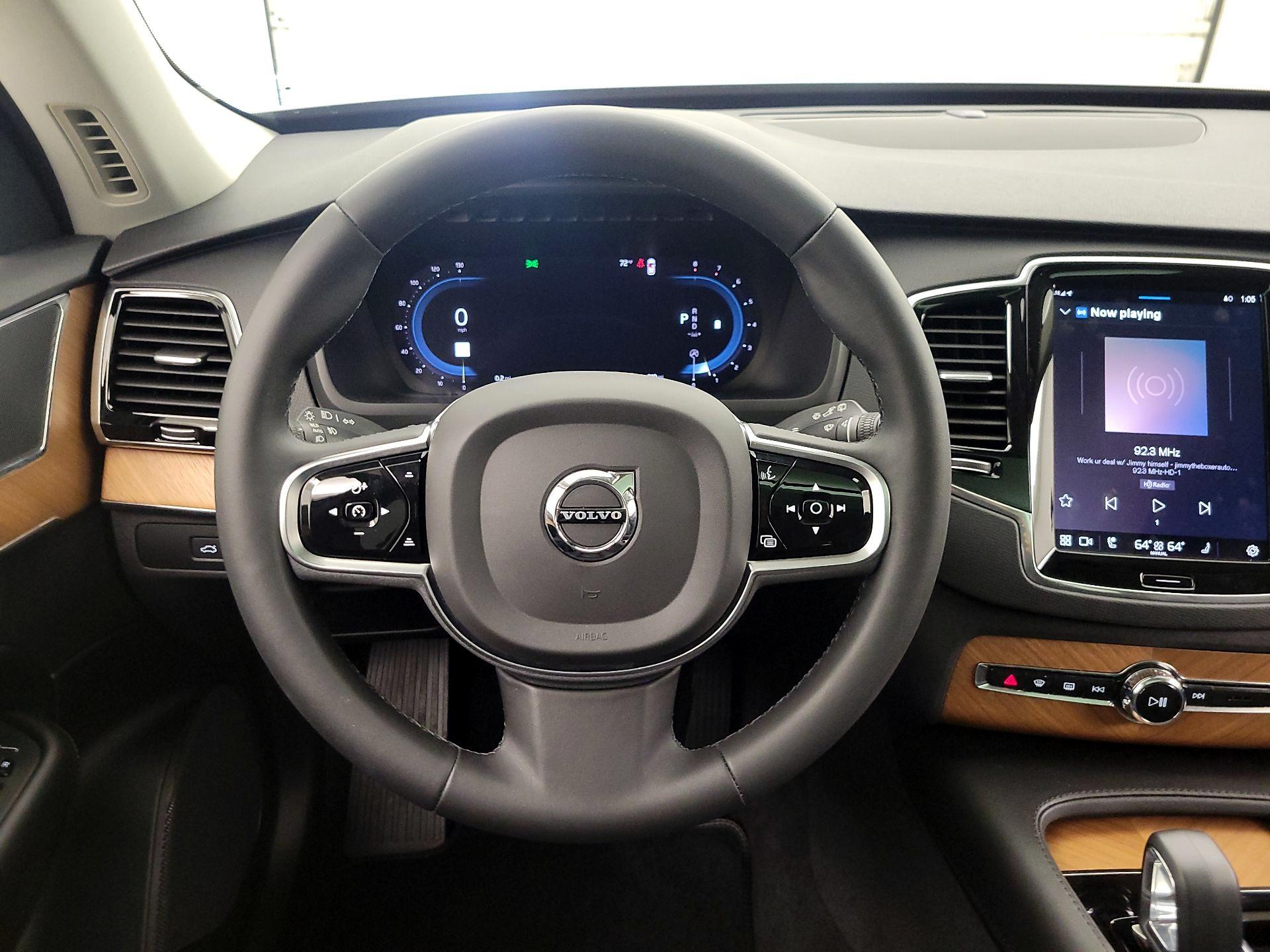 Thumbnail: 2023 Volvo XC90 - 10