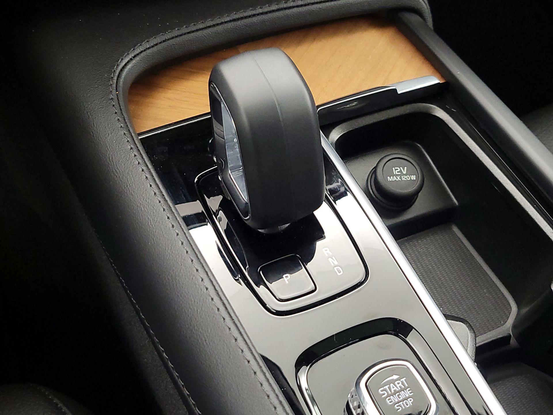 Thumbnail: 2023 Volvo XC90 - 17