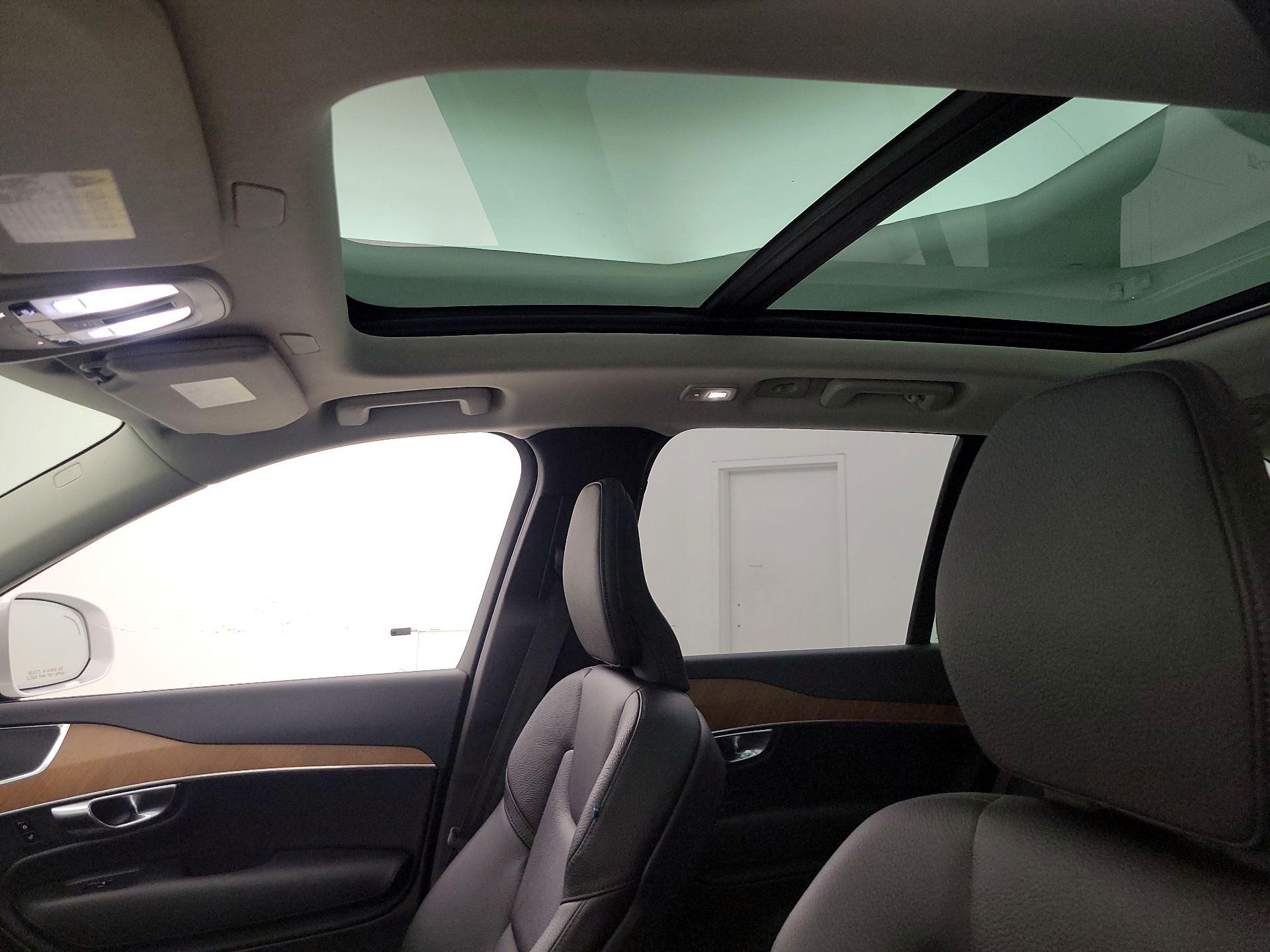 Thumbnail: 2023 Volvo XC90 - 19