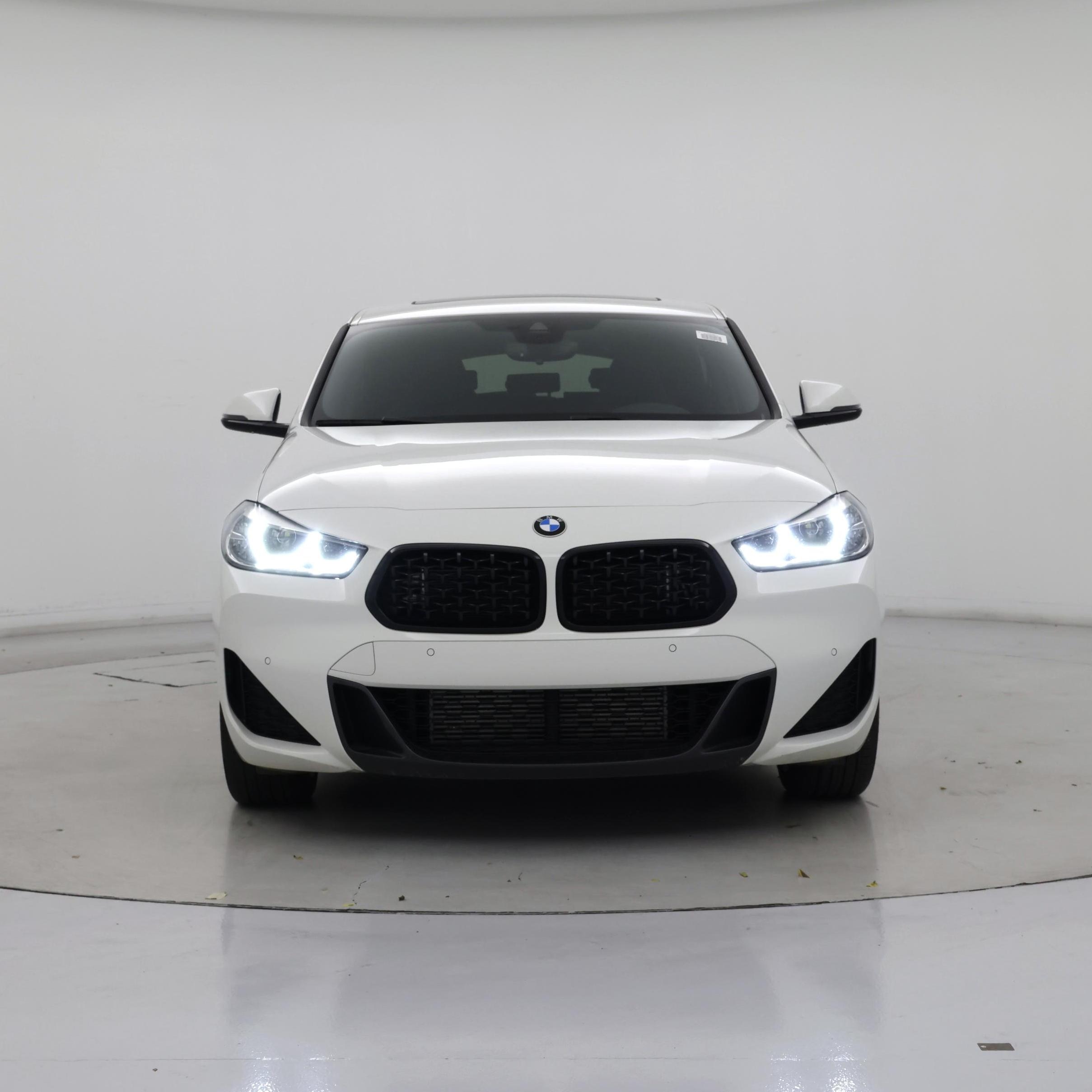 Thumbnail: 2023 BMW X2 - 5