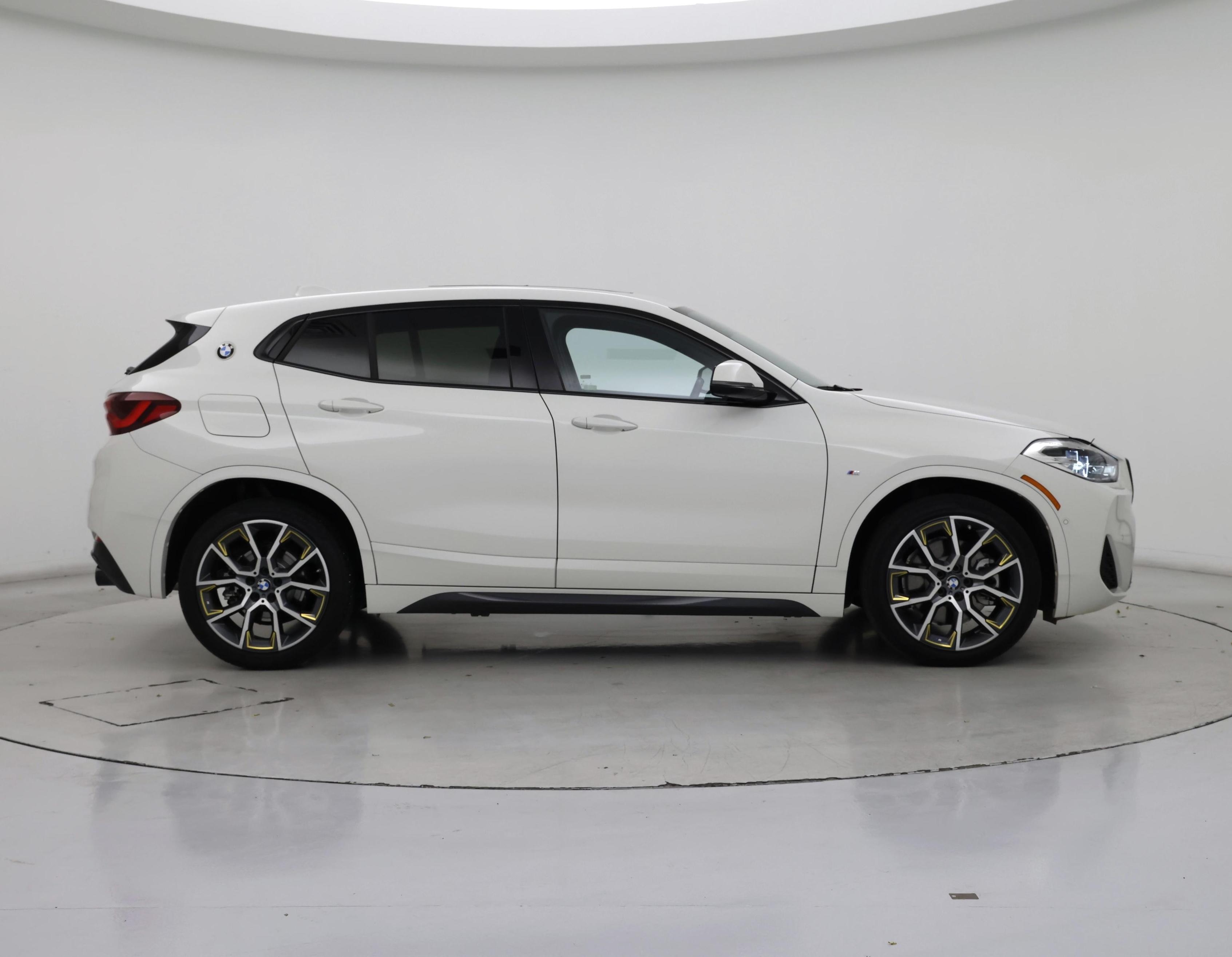 Thumbnail: 2023 BMW X2 - 7