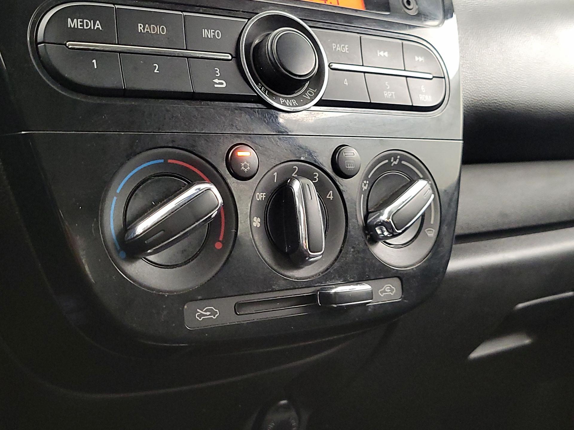 Thumbnail: 2017 Mitsubishi Mirage - 15