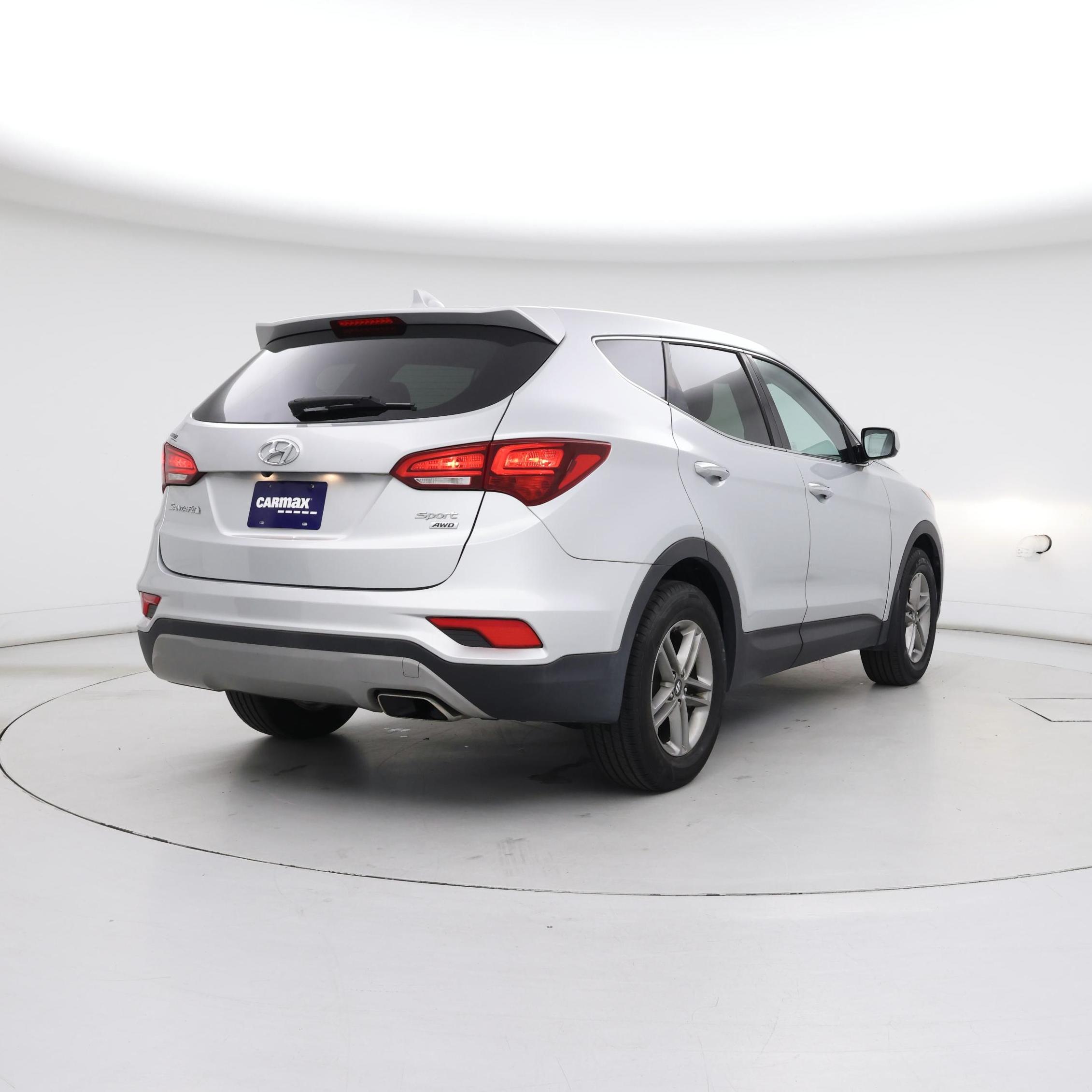 Thumbnail: 2017 Hyundai Santa Fe - 8