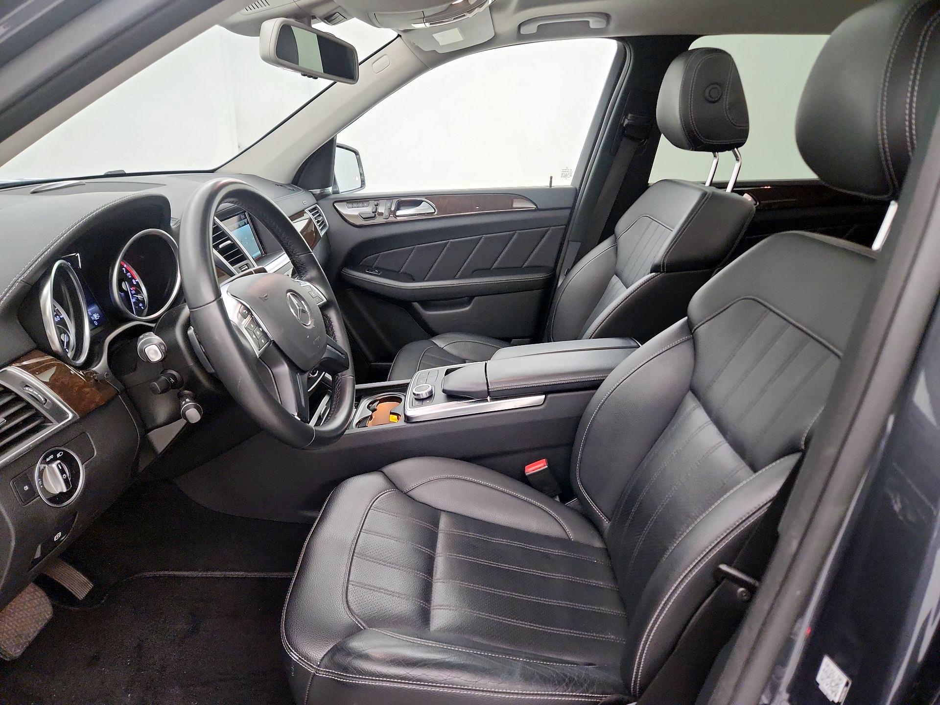 Thumbnail: 2015 Mercedes-Benz GL-Class - 11