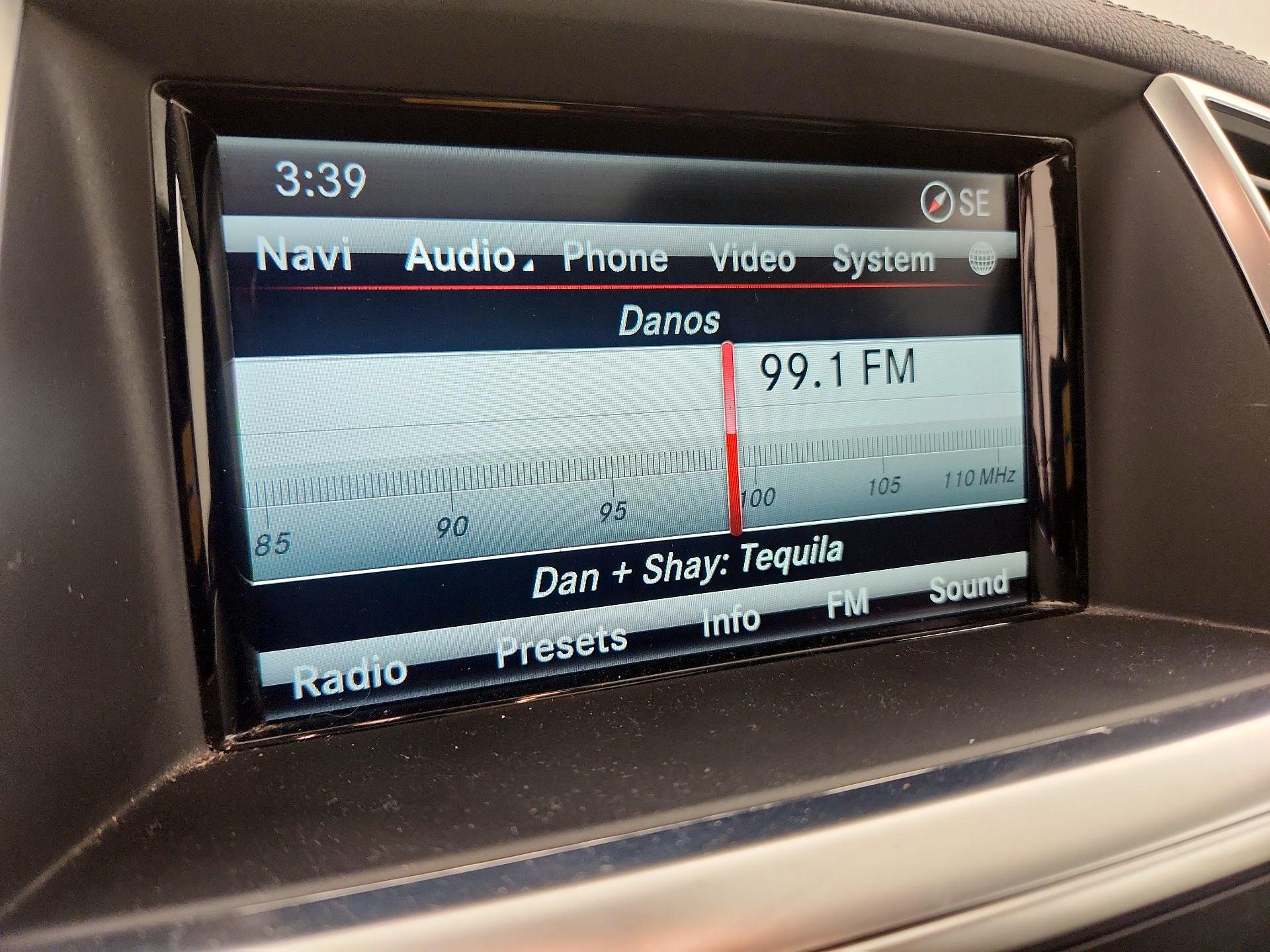 Thumbnail: 2015 Mercedes-Benz GL-Class - 16