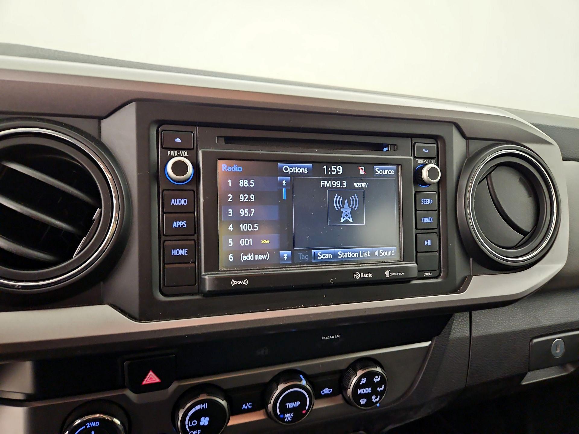 Thumbnail: 2019 Toyota Tacoma - 15