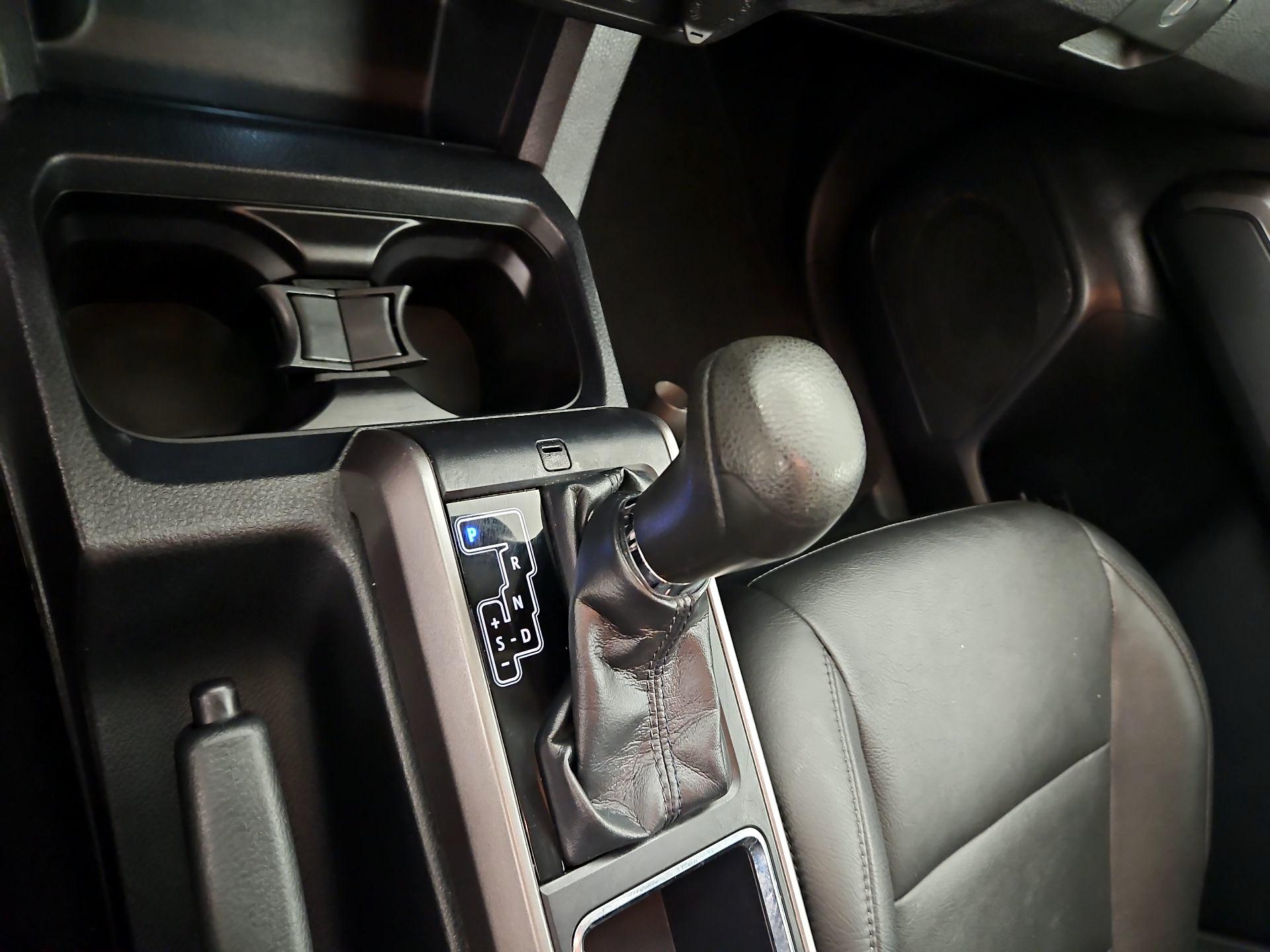 Thumbnail: 2019 Toyota Tacoma - 17