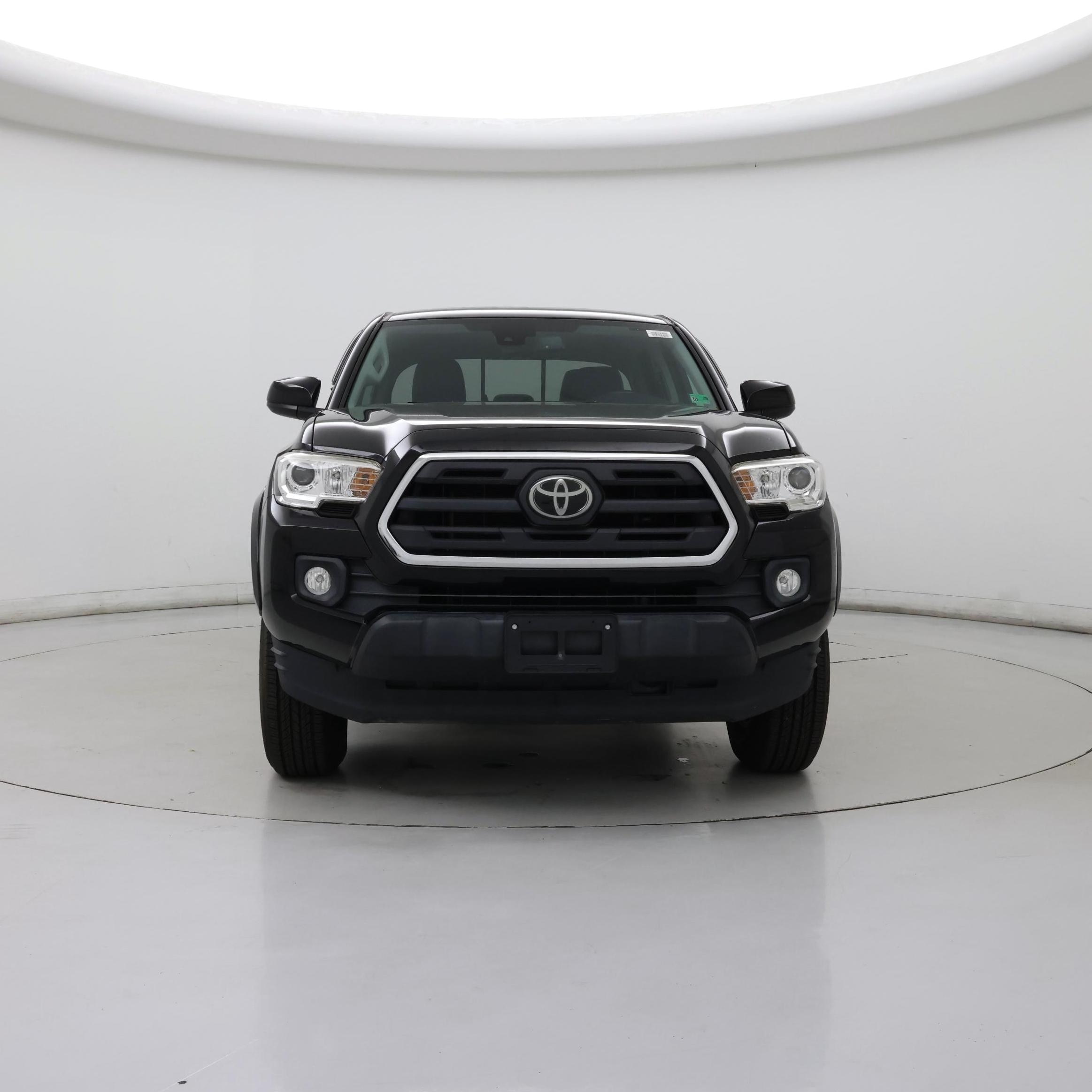 Thumbnail: 2019 Toyota Tacoma - 5