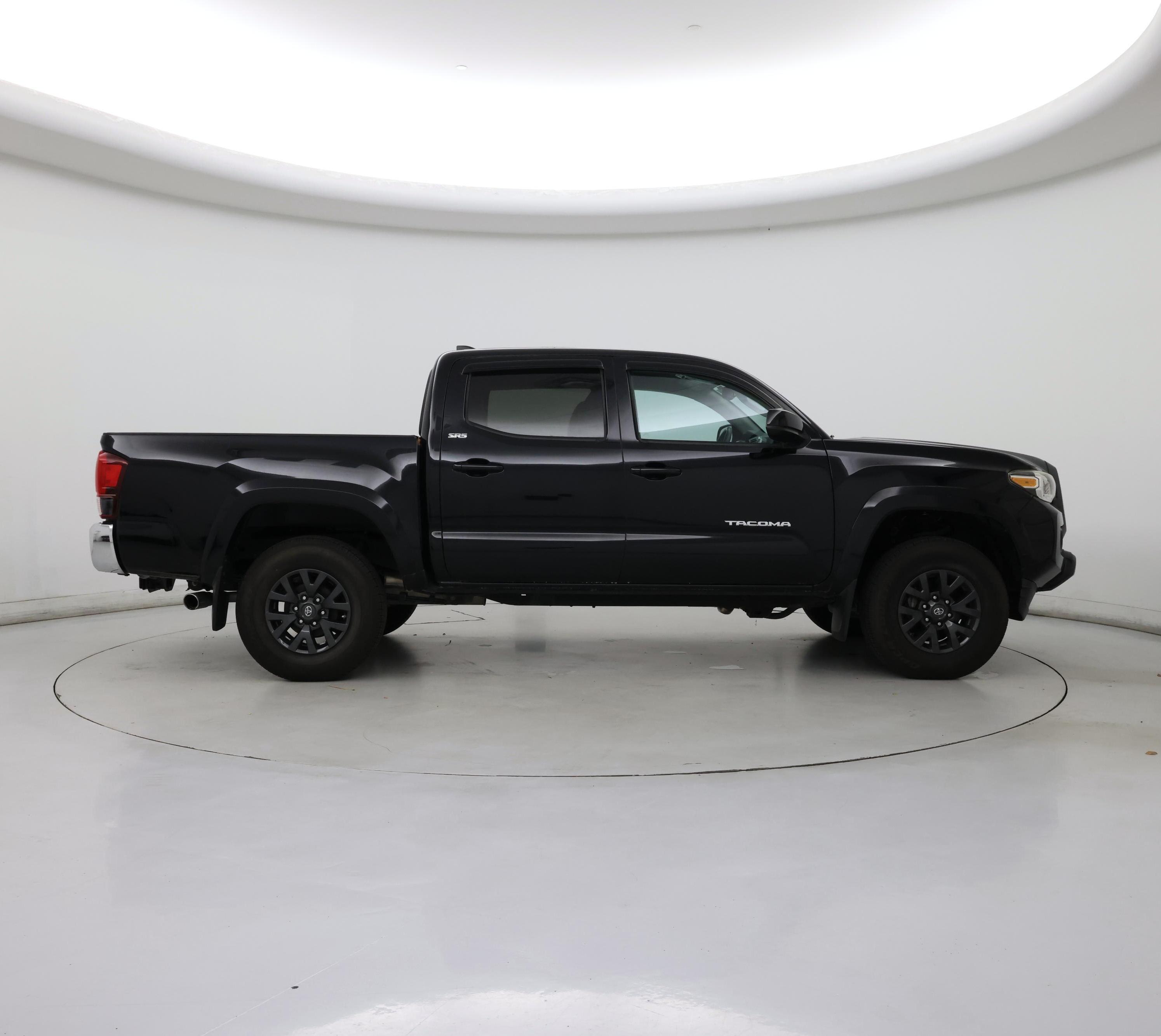 Thumbnail: 2019 Toyota Tacoma - 7